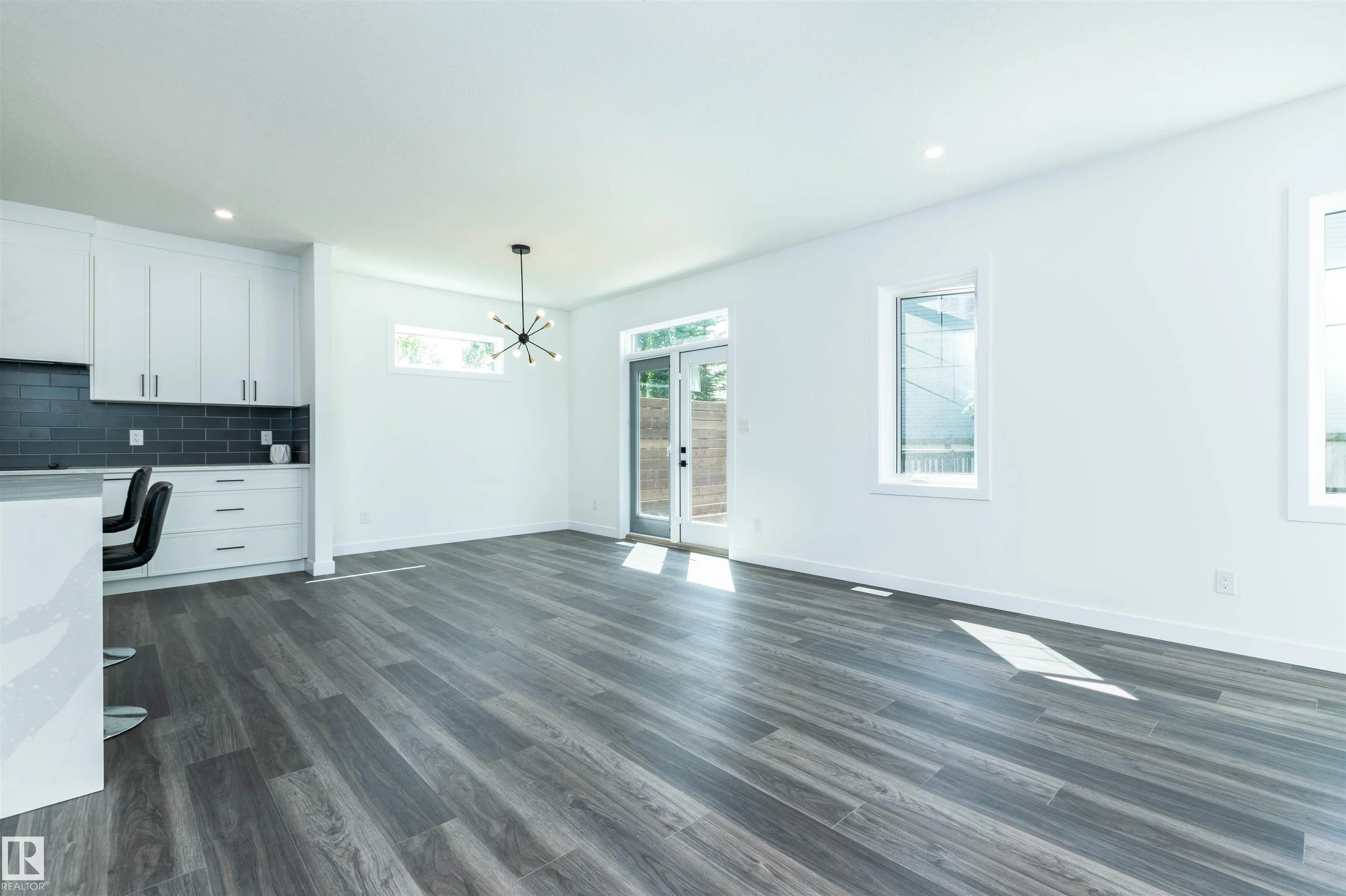 17 Sunbury Place