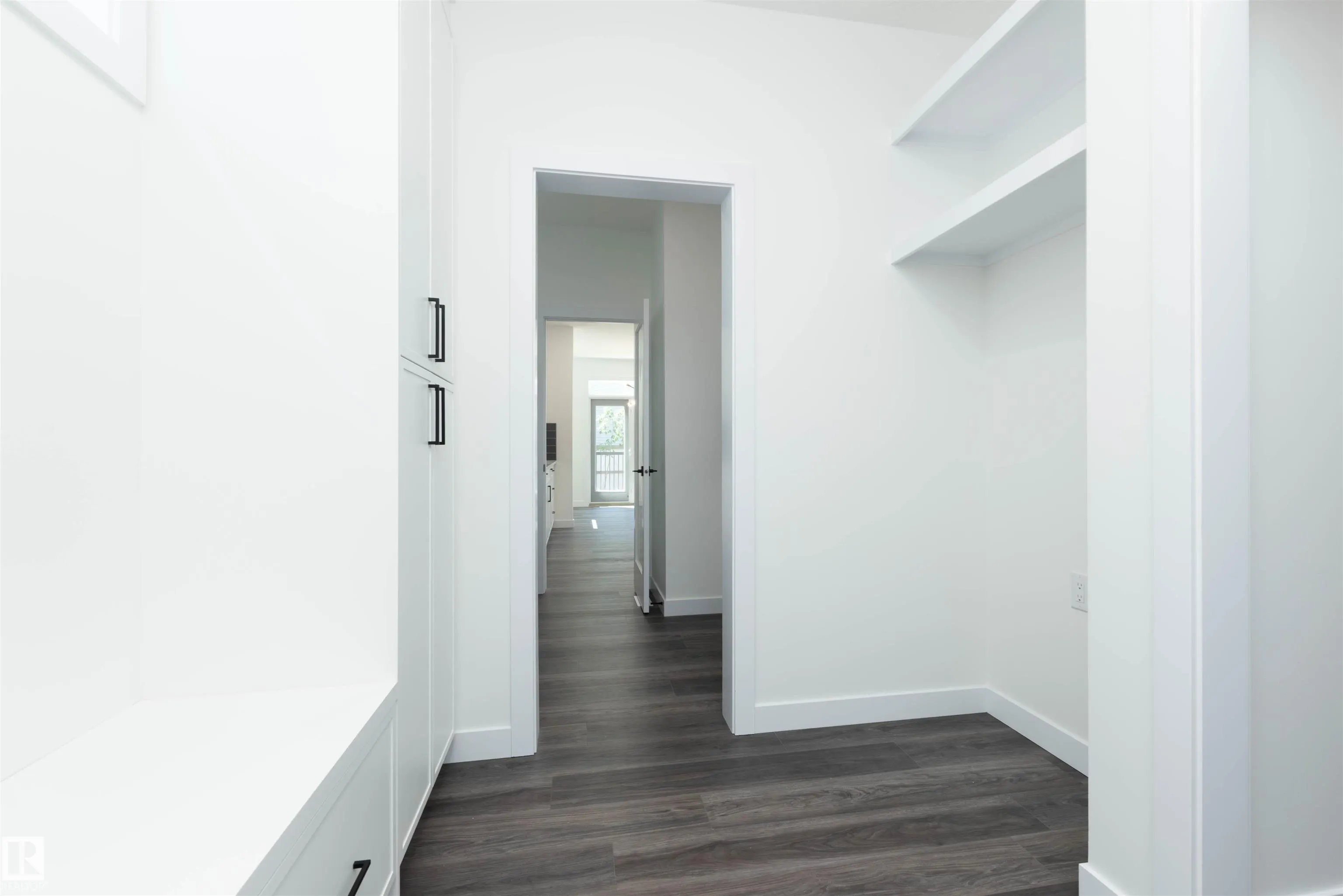 17 Sunbury Place