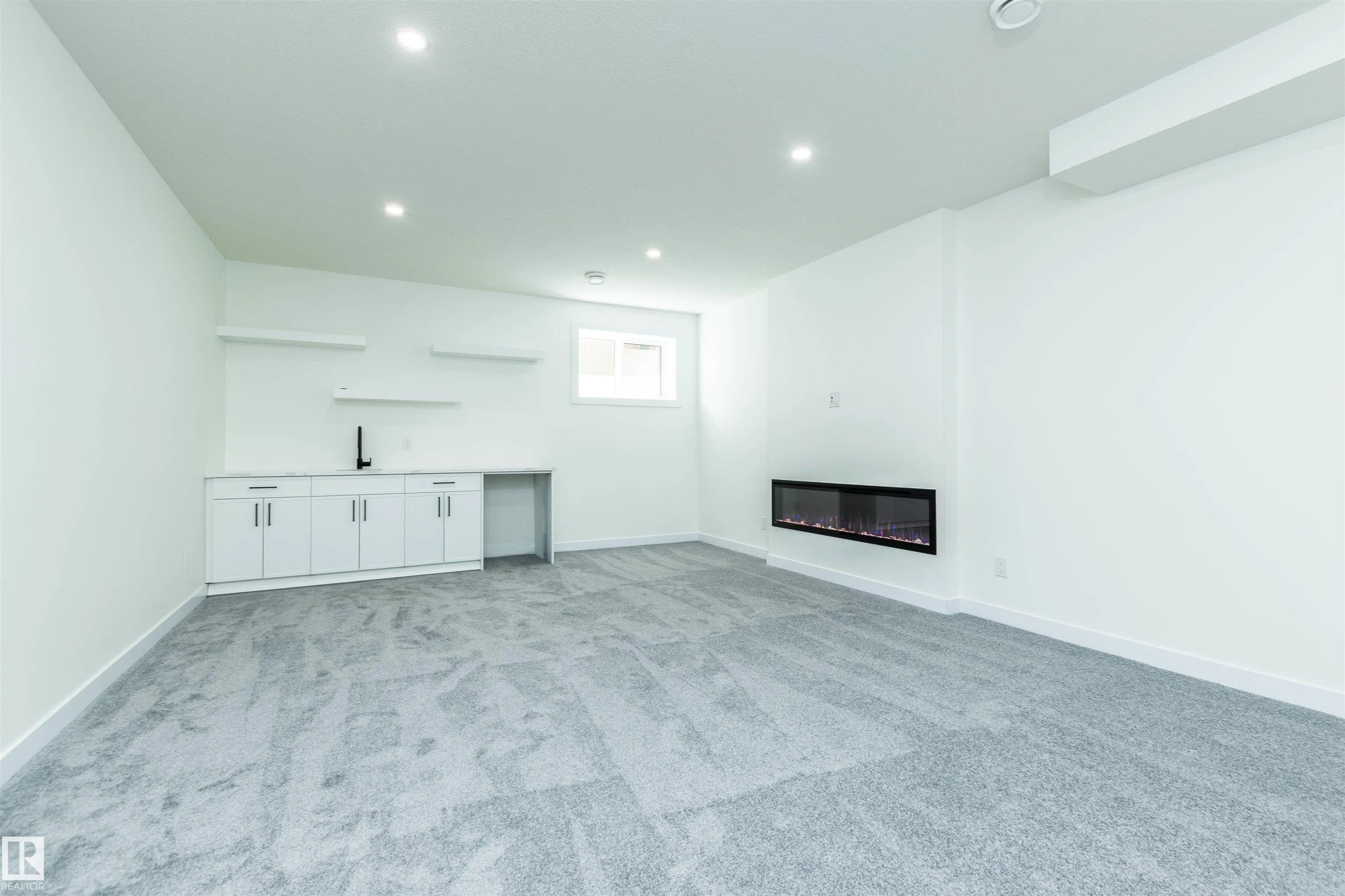 17 Sunbury Place