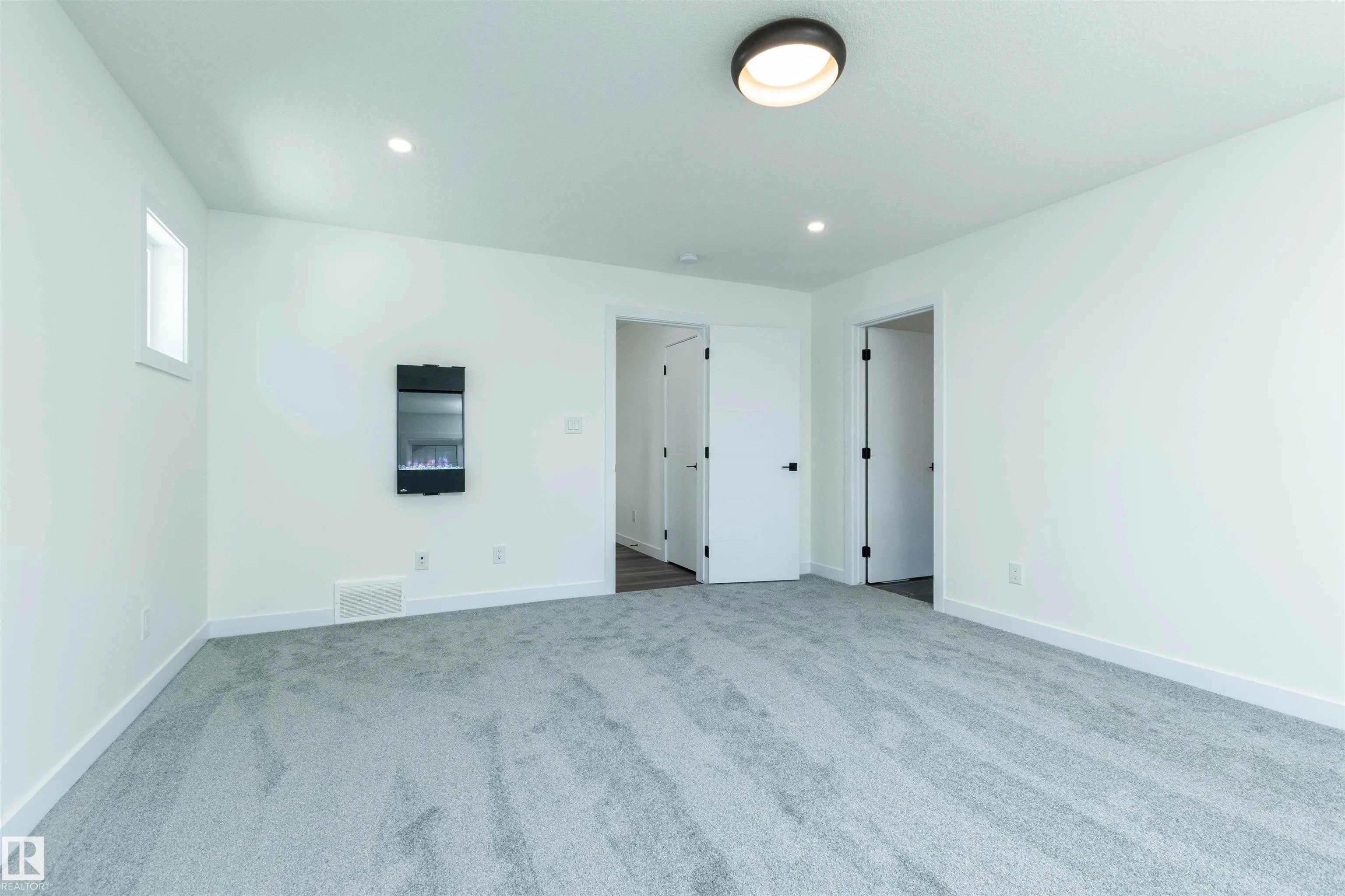17 Sunbury Place