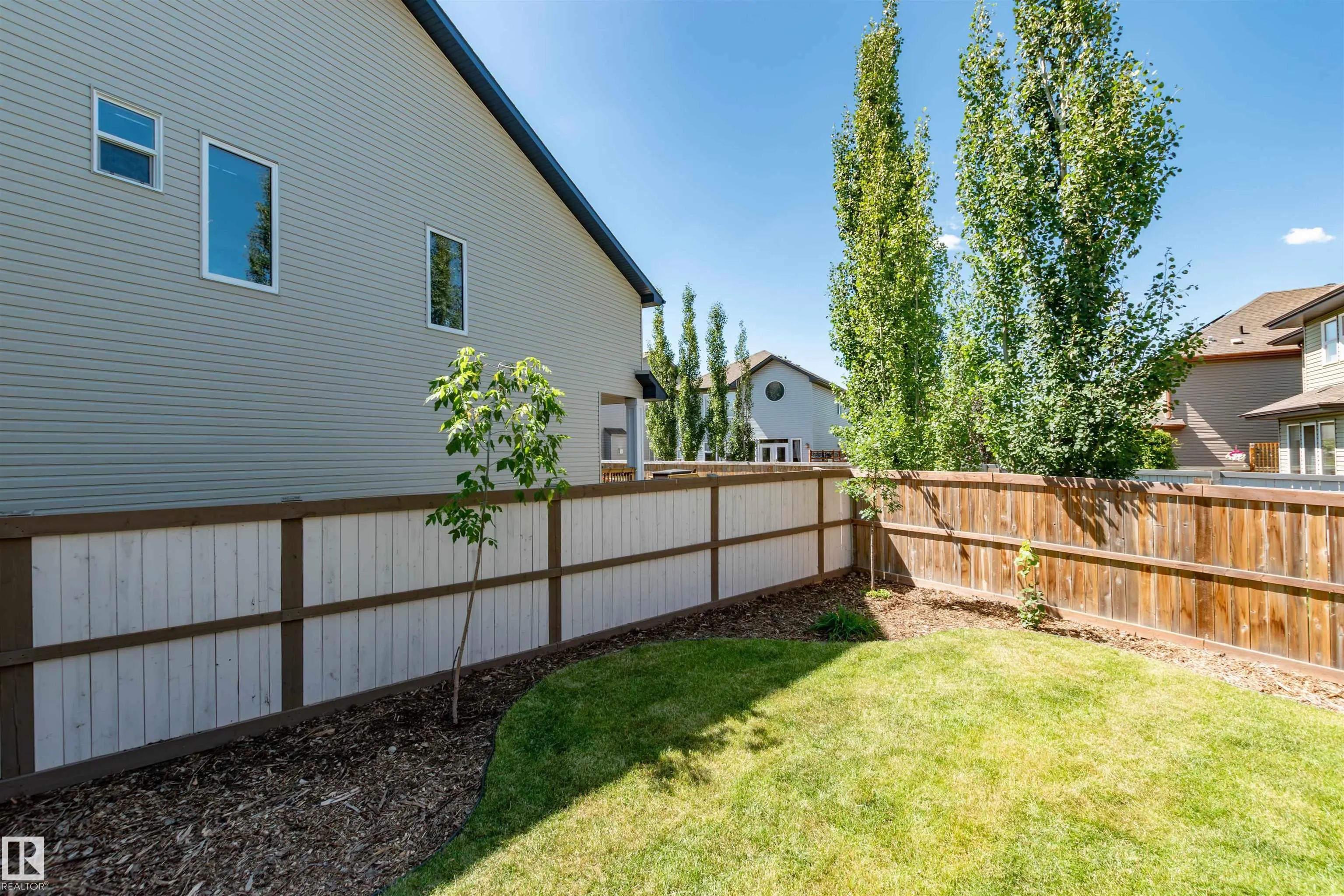 17 Sunbury Place