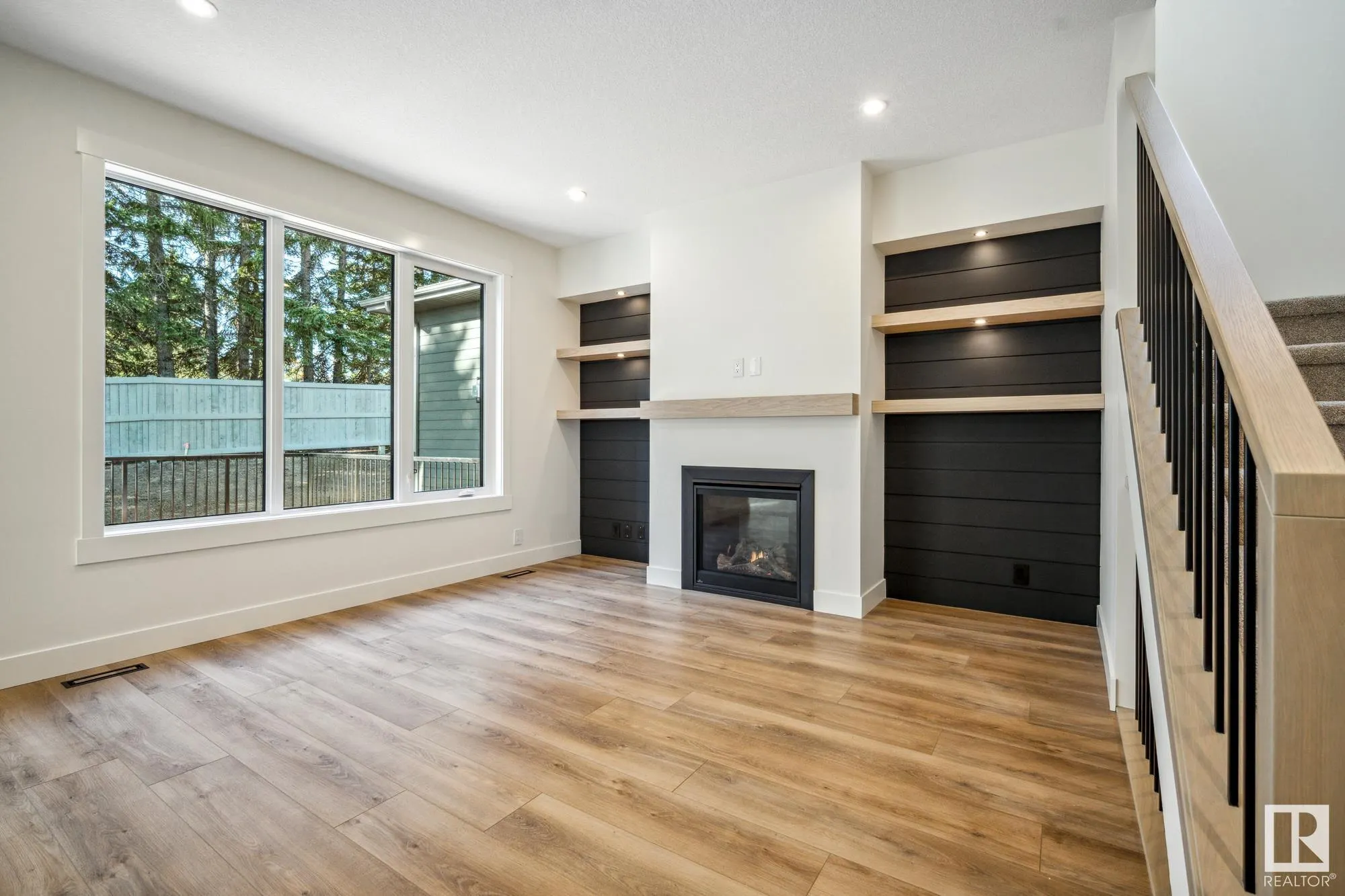 57 Newbury Ci