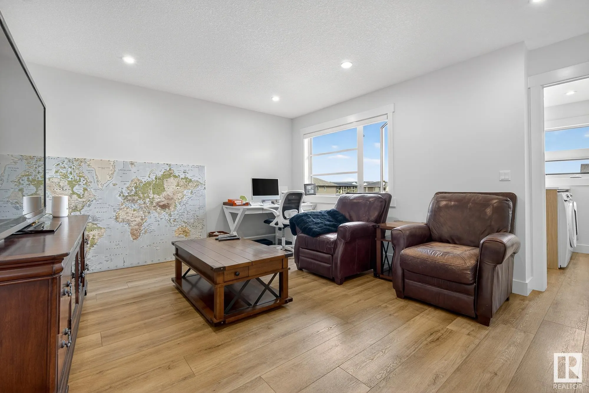 57 Newbury Ci