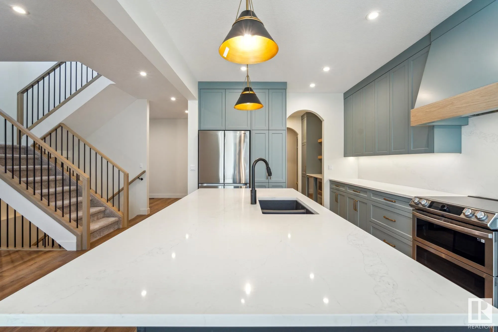 57 Newbury Ci