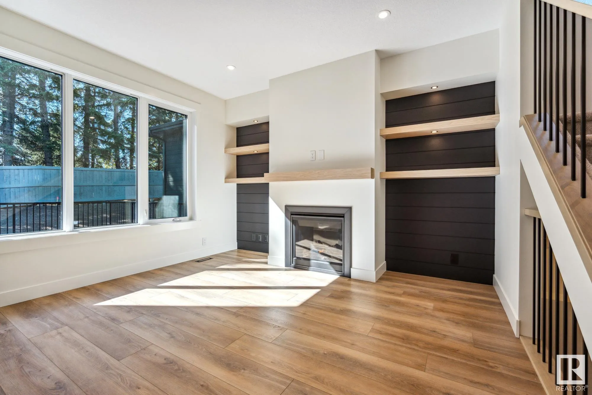 57 Newbury Ci
