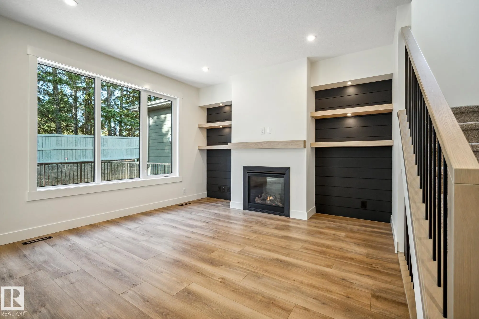 57 Newbury Ci
