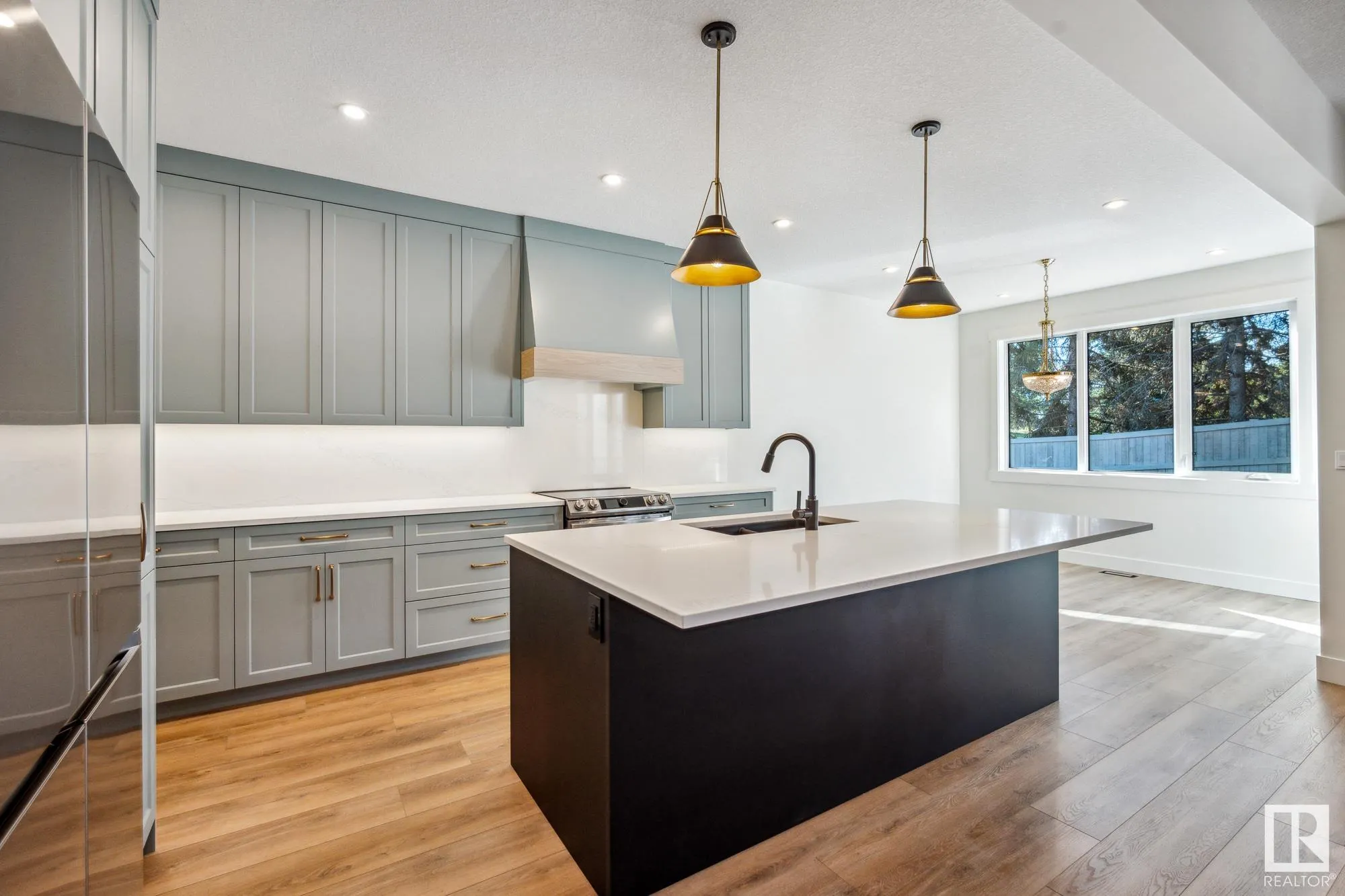 57 Newbury Ci