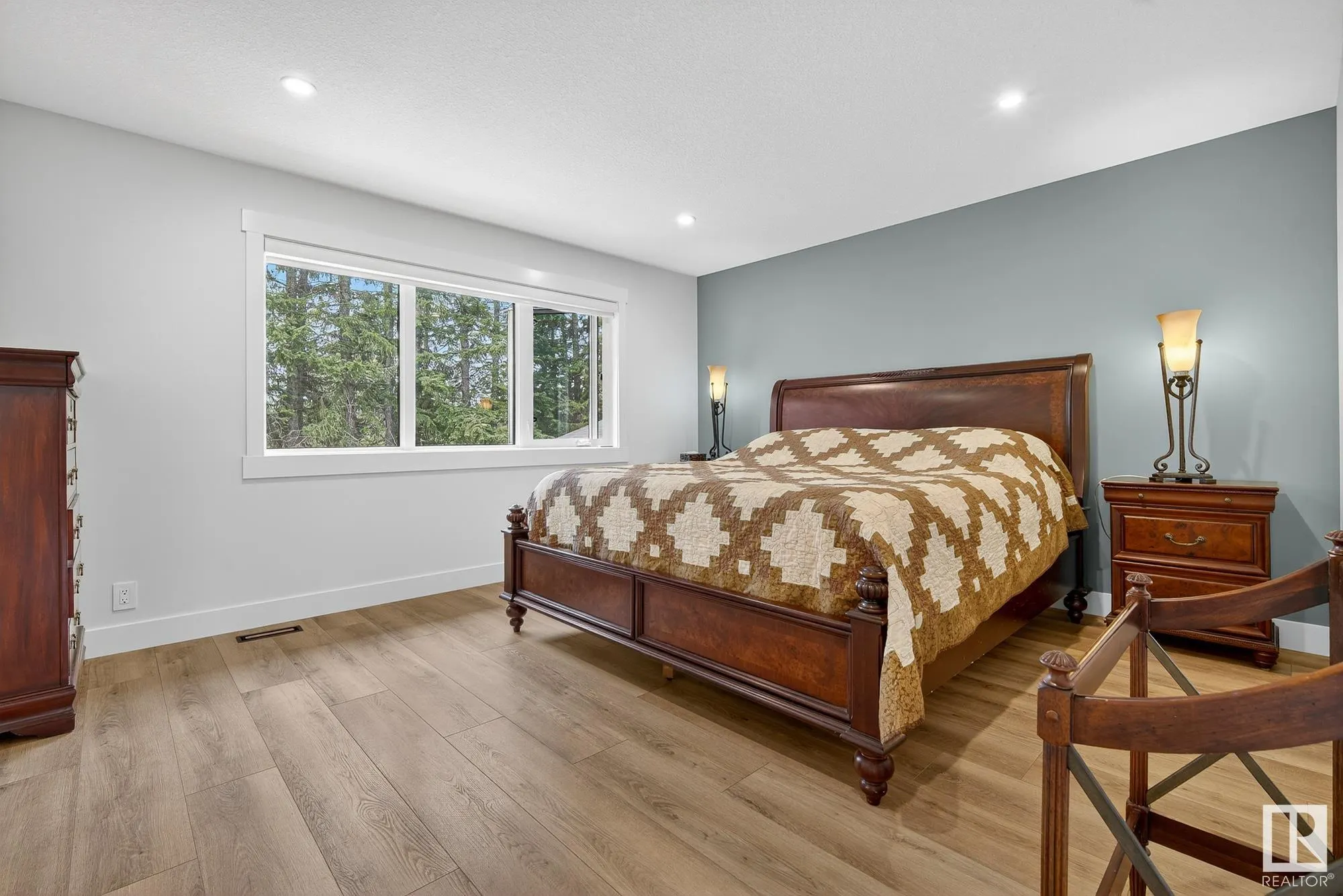 57 Newbury Ci
