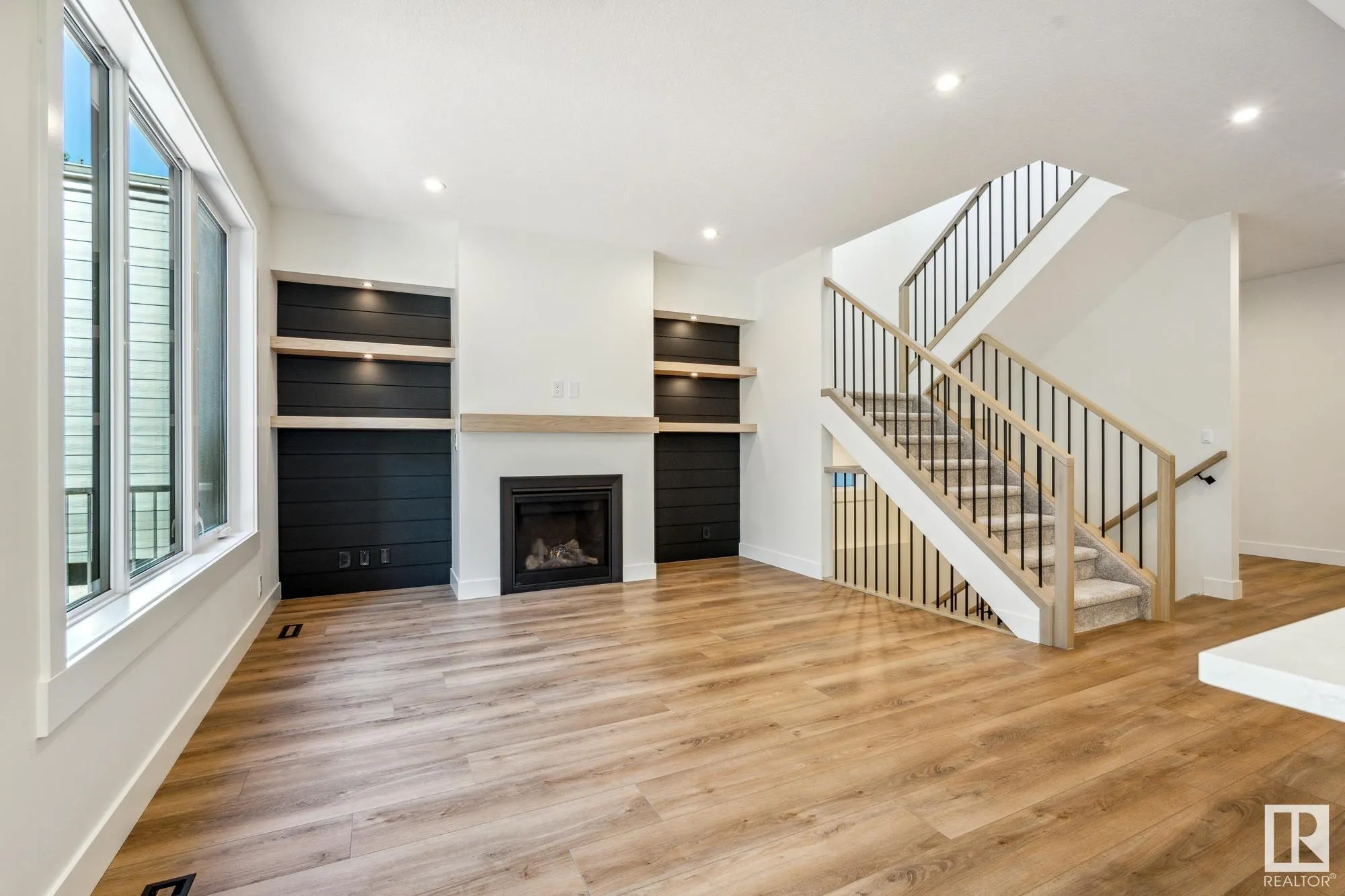 57 Newbury Ci