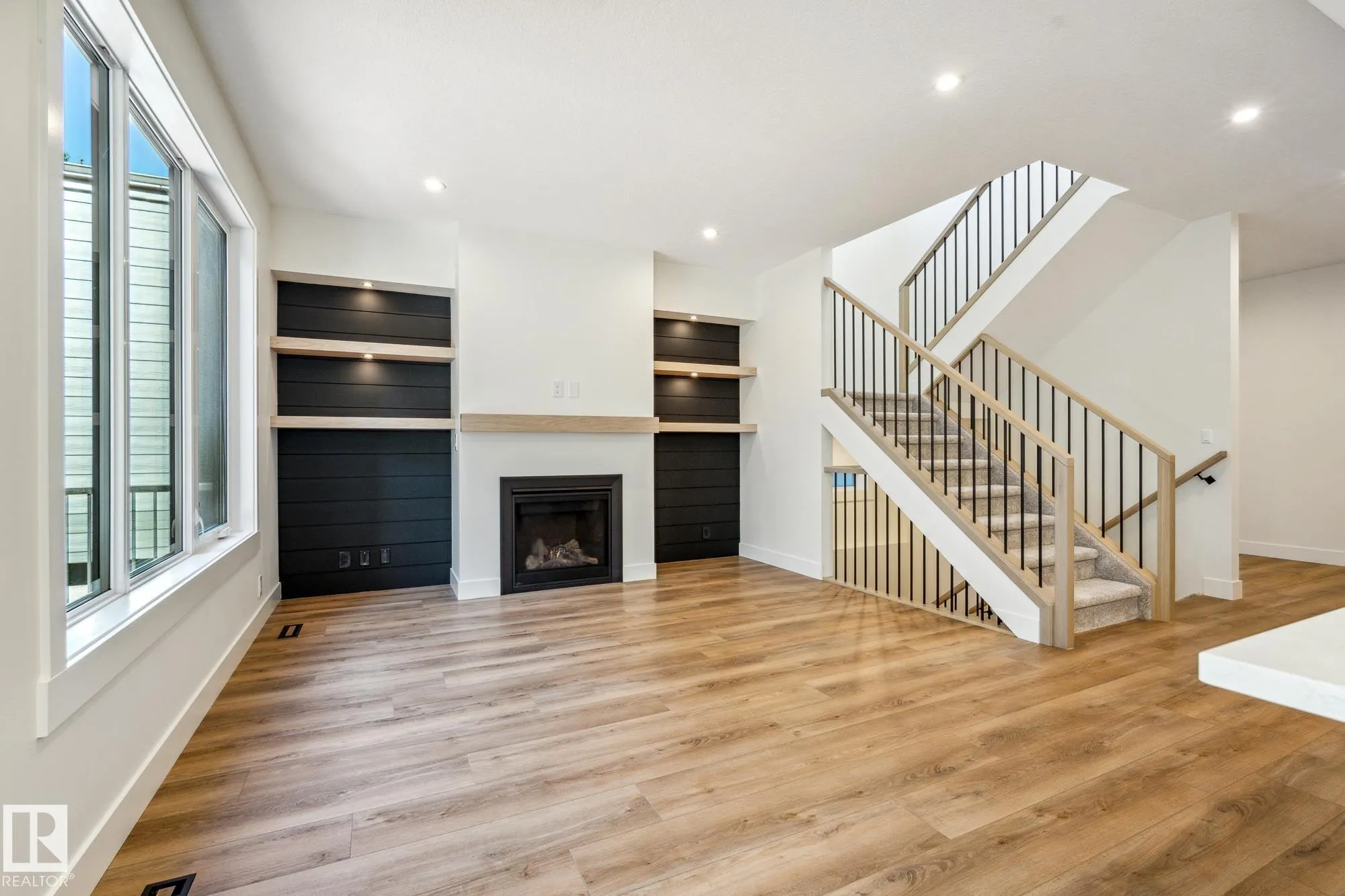 57 Newbury Ci