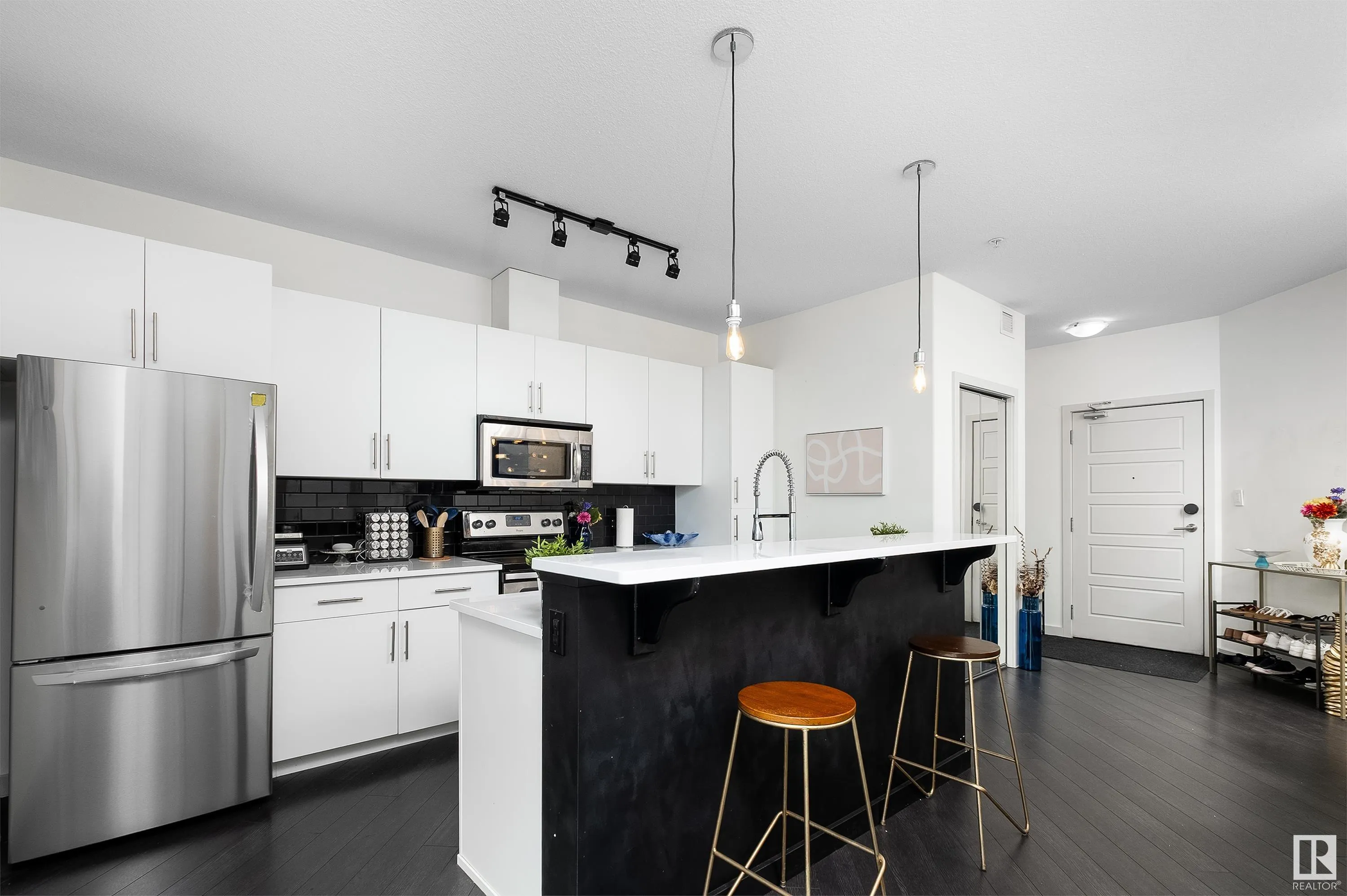 308 Ambleside Link