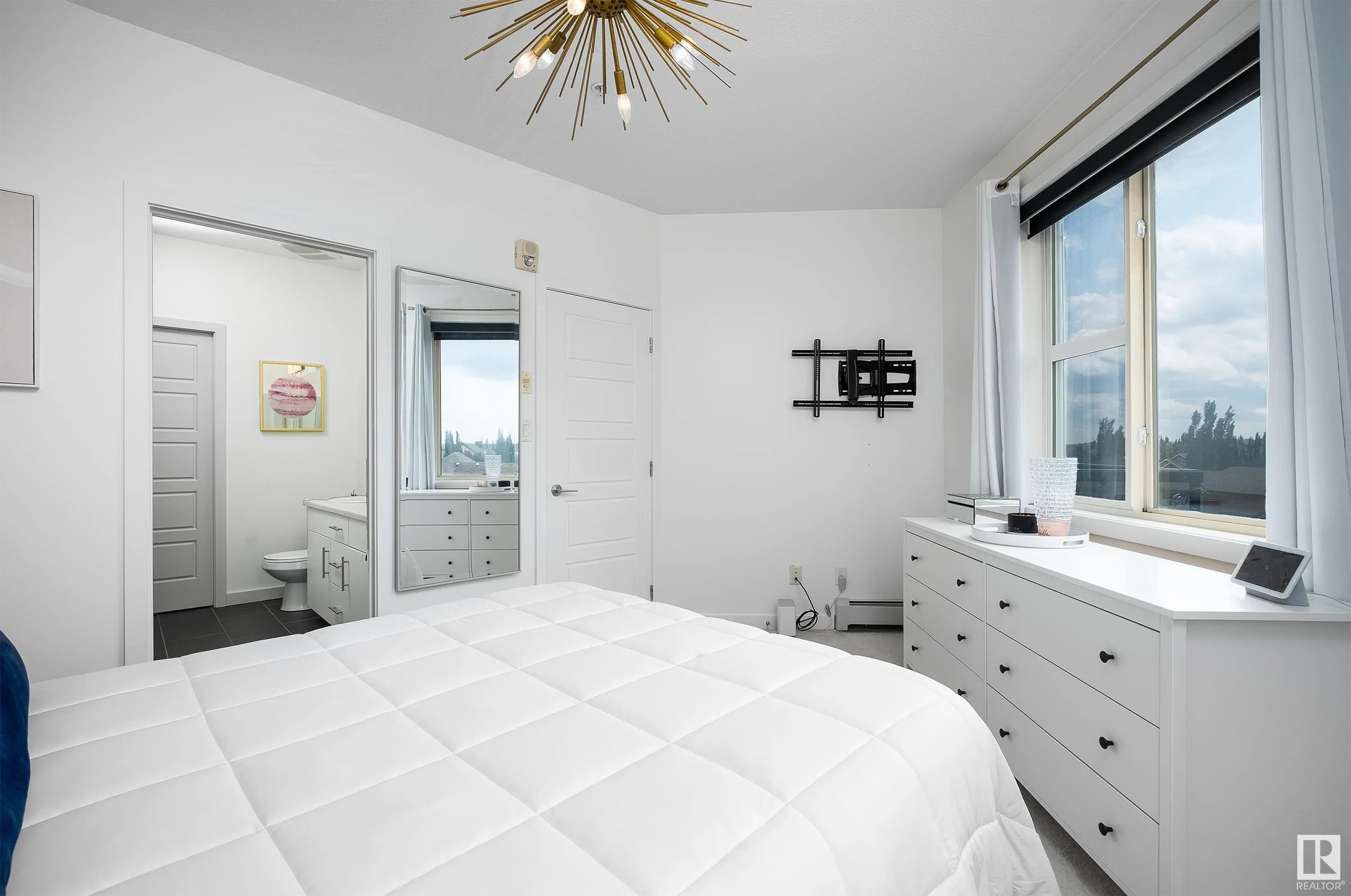 308 Ambleside Link