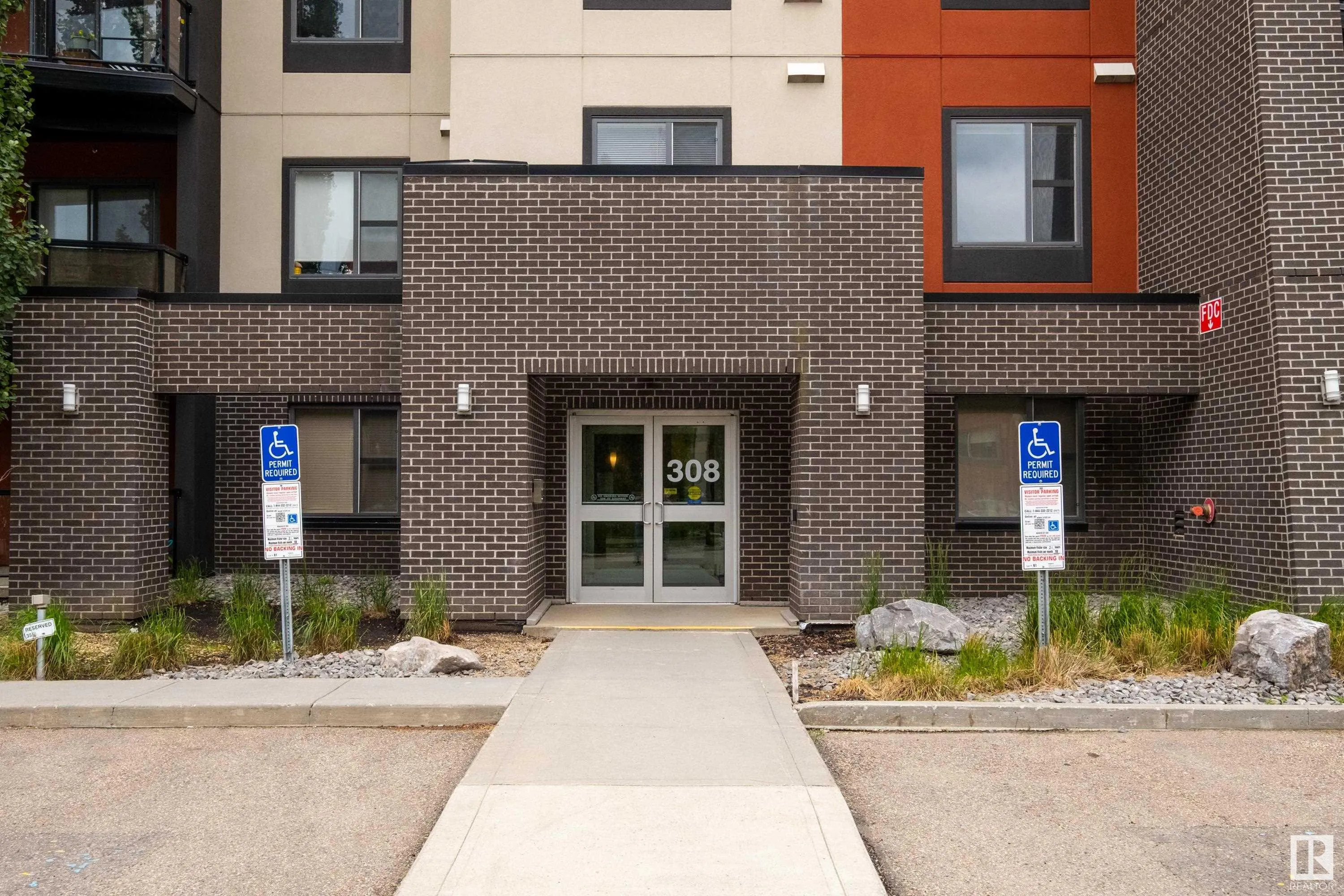 308 Ambleside Link
