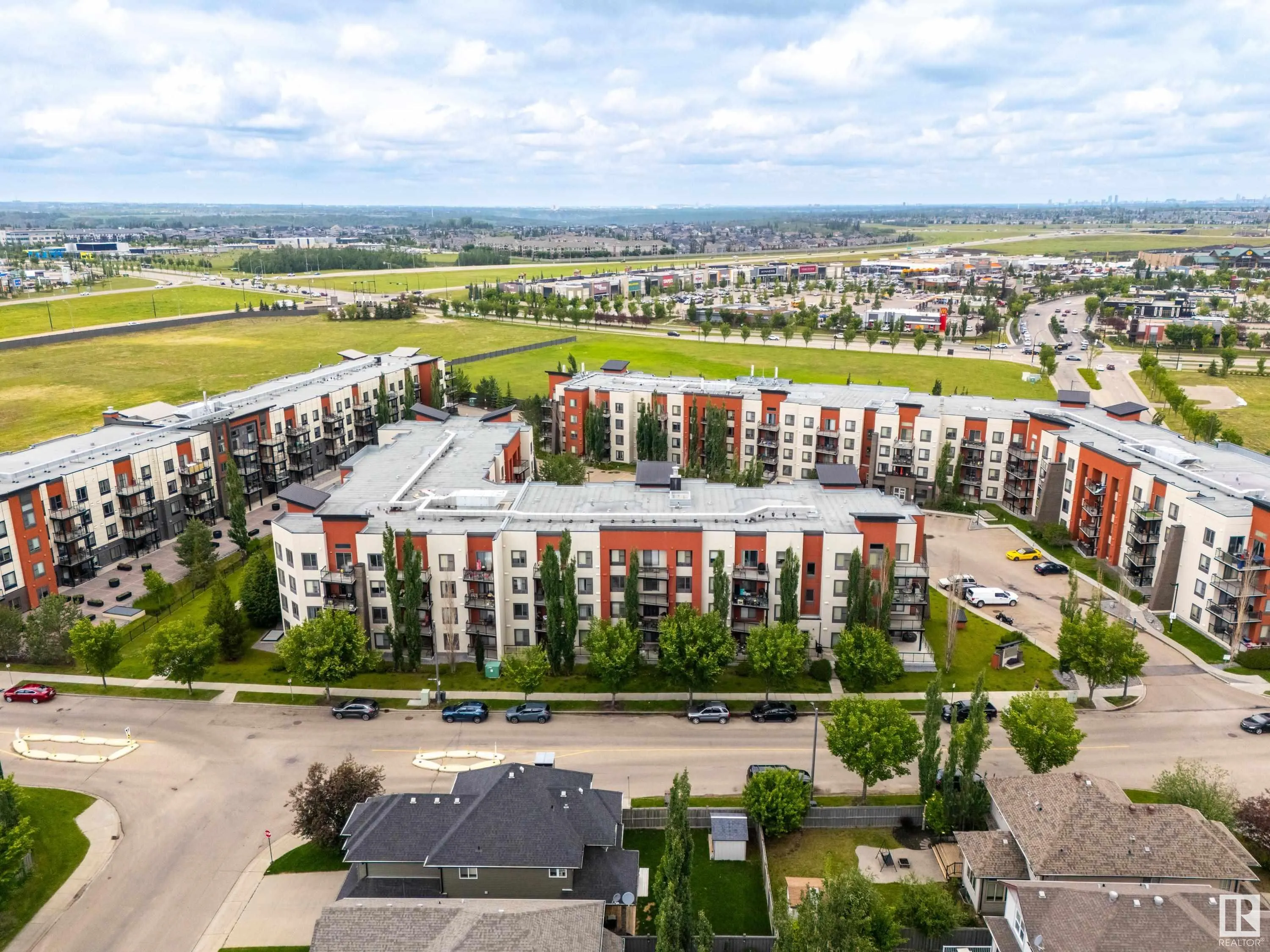 308 Ambleside Link