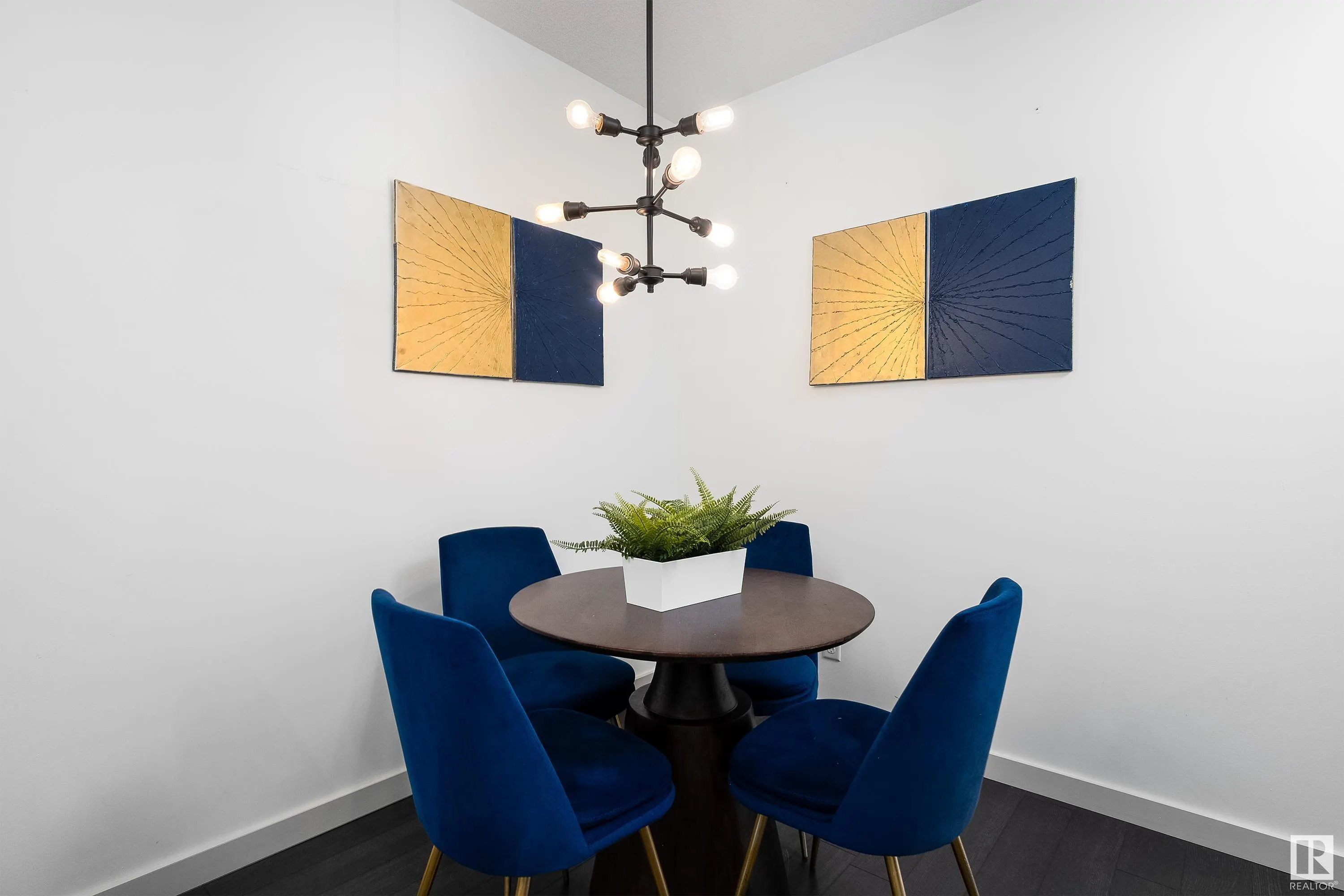 308 Ambleside Link