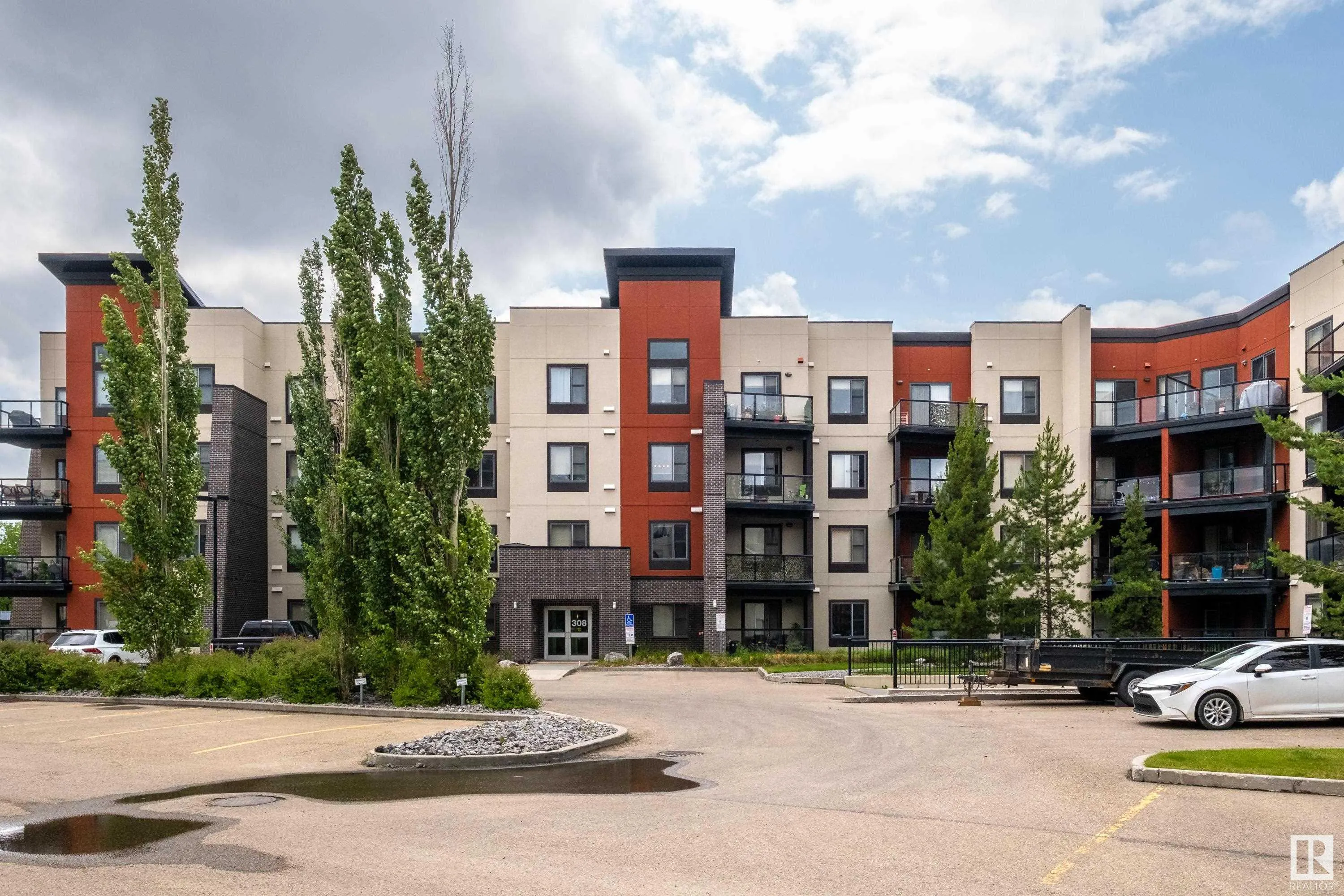 308 Ambleside Link