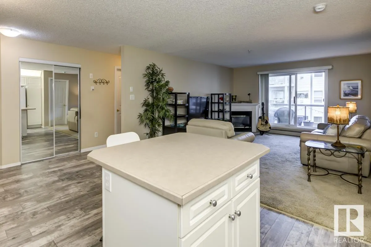 100 Foxhaven Drive