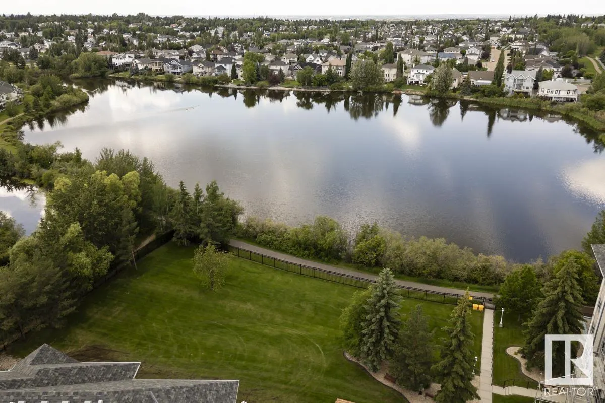 100 Foxhaven Drive