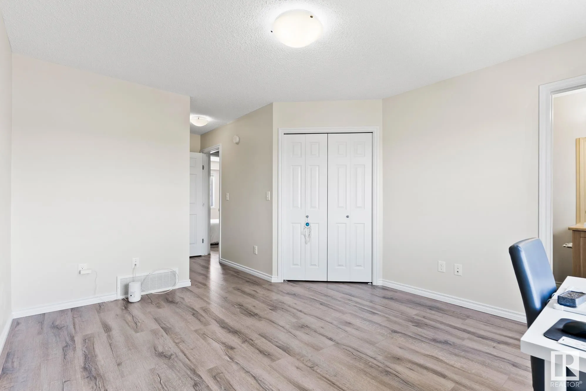 20 augustine Crescent