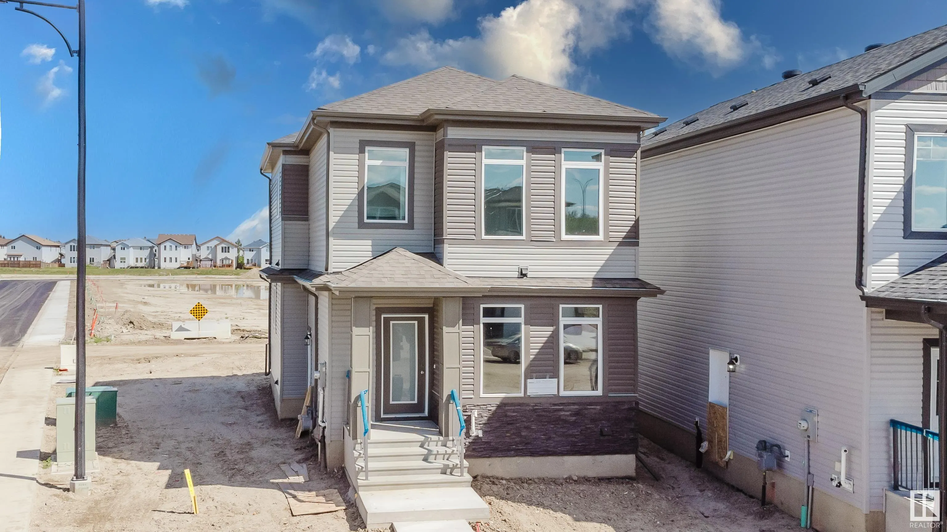 261 Munn Way