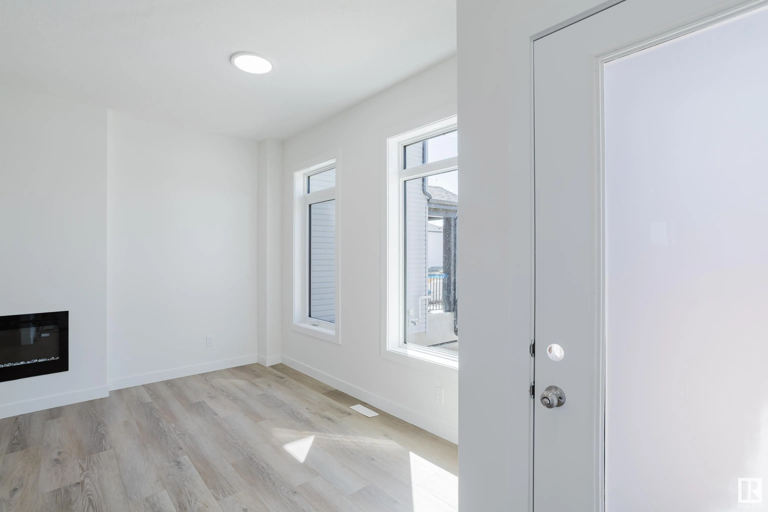 261 Munn Way