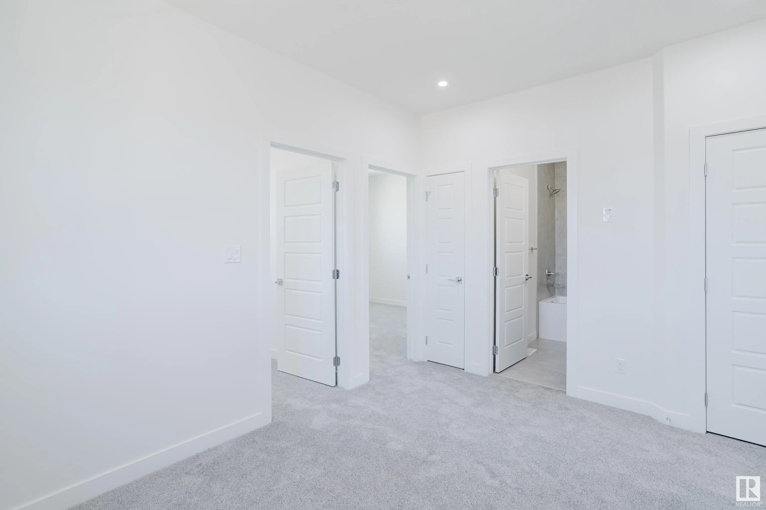 261 Munn Way