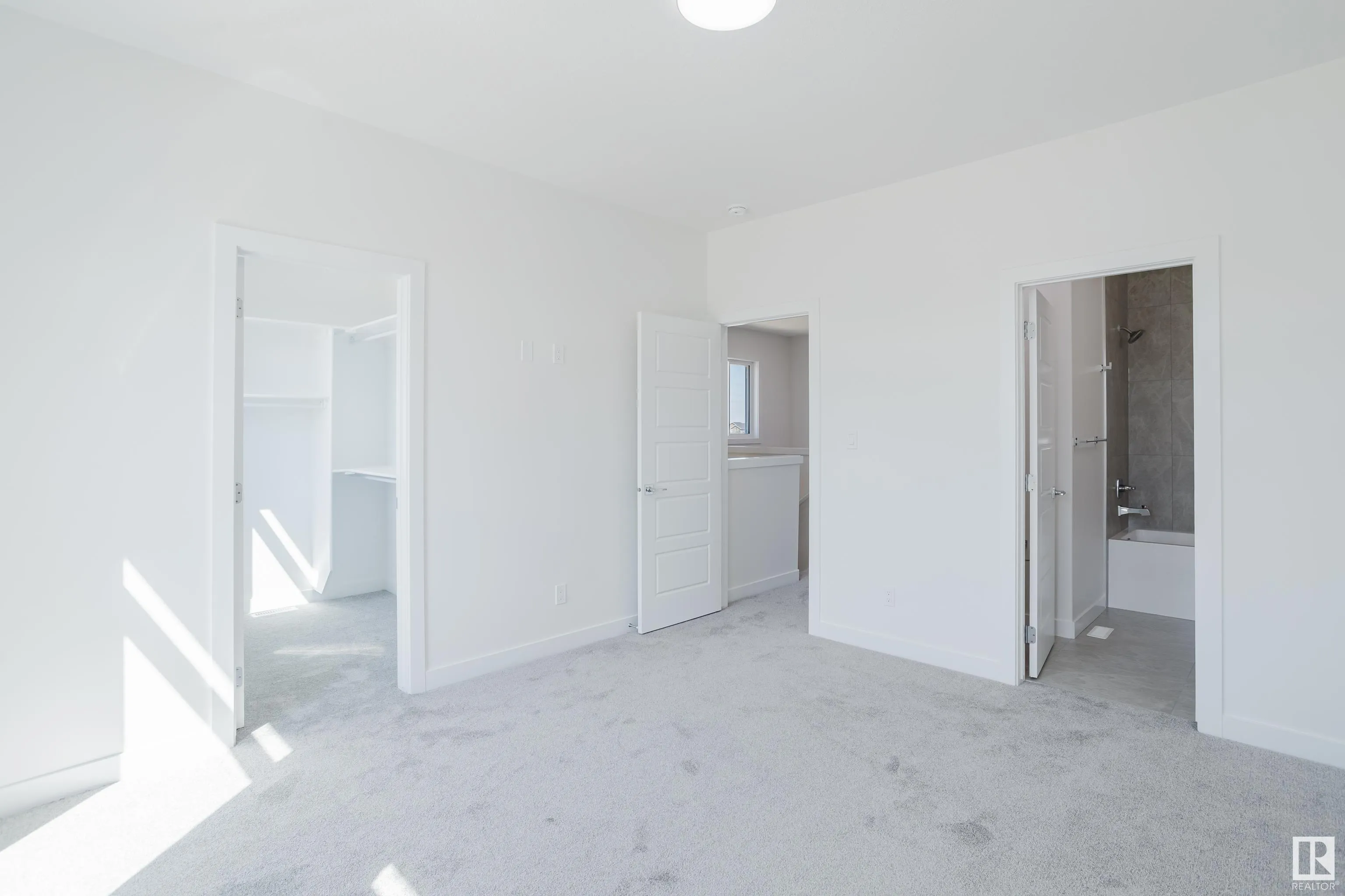 261 Munn Way