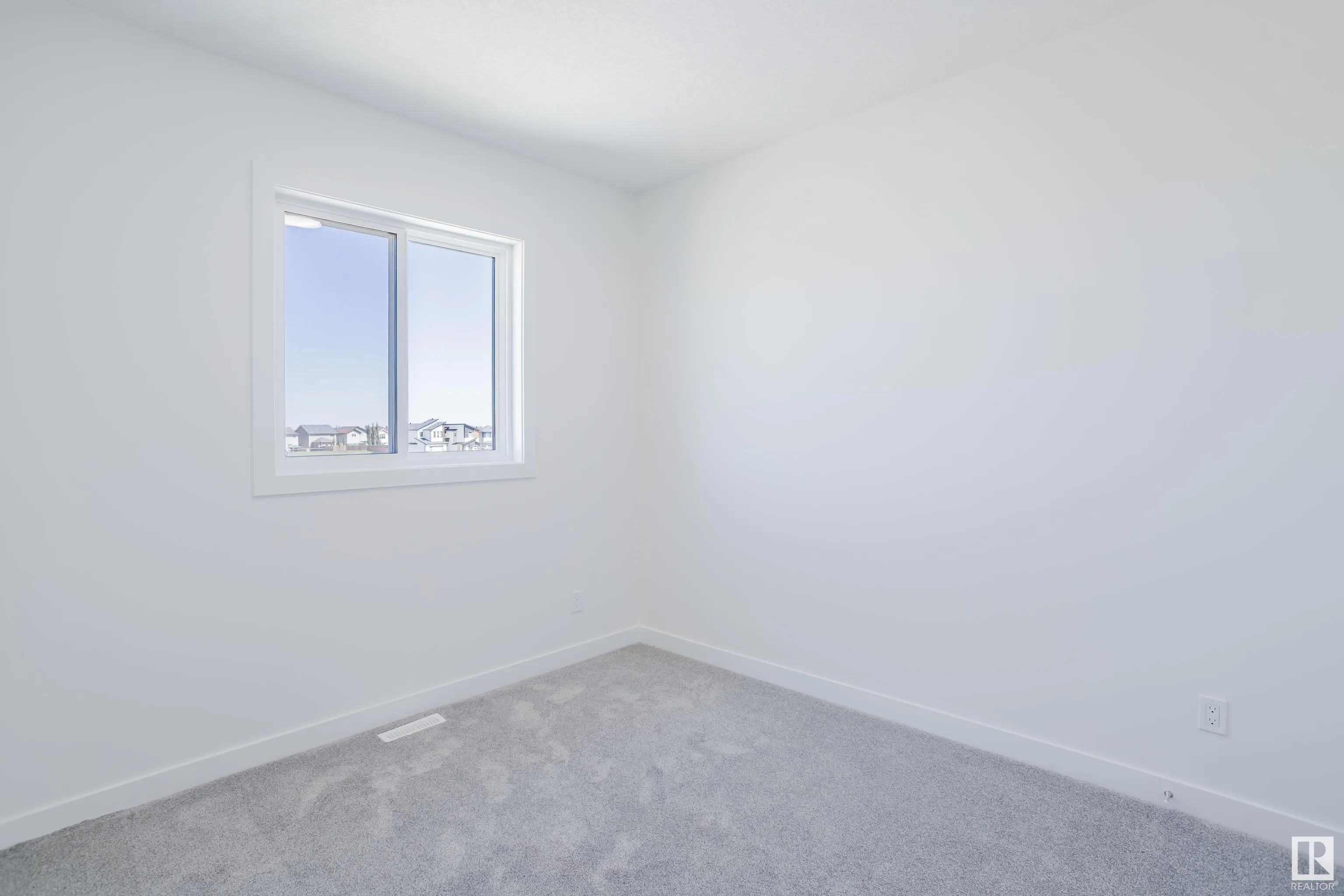 261 Munn Way