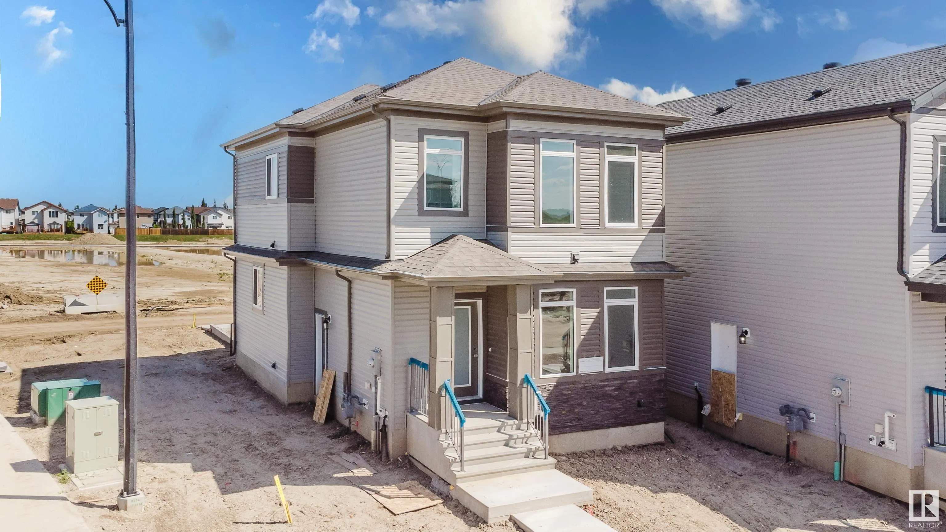 261 Munn Way