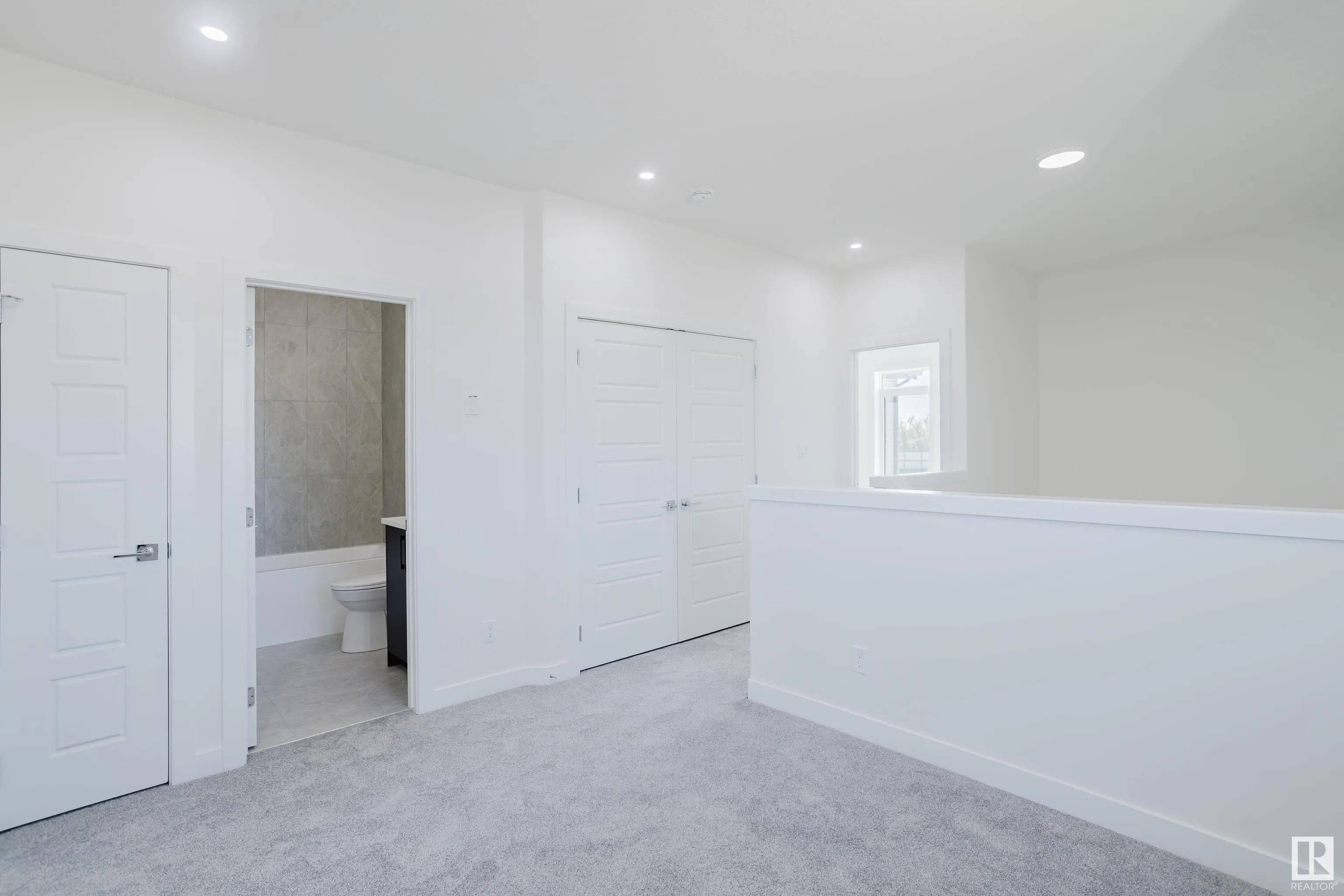 261 Munn Way