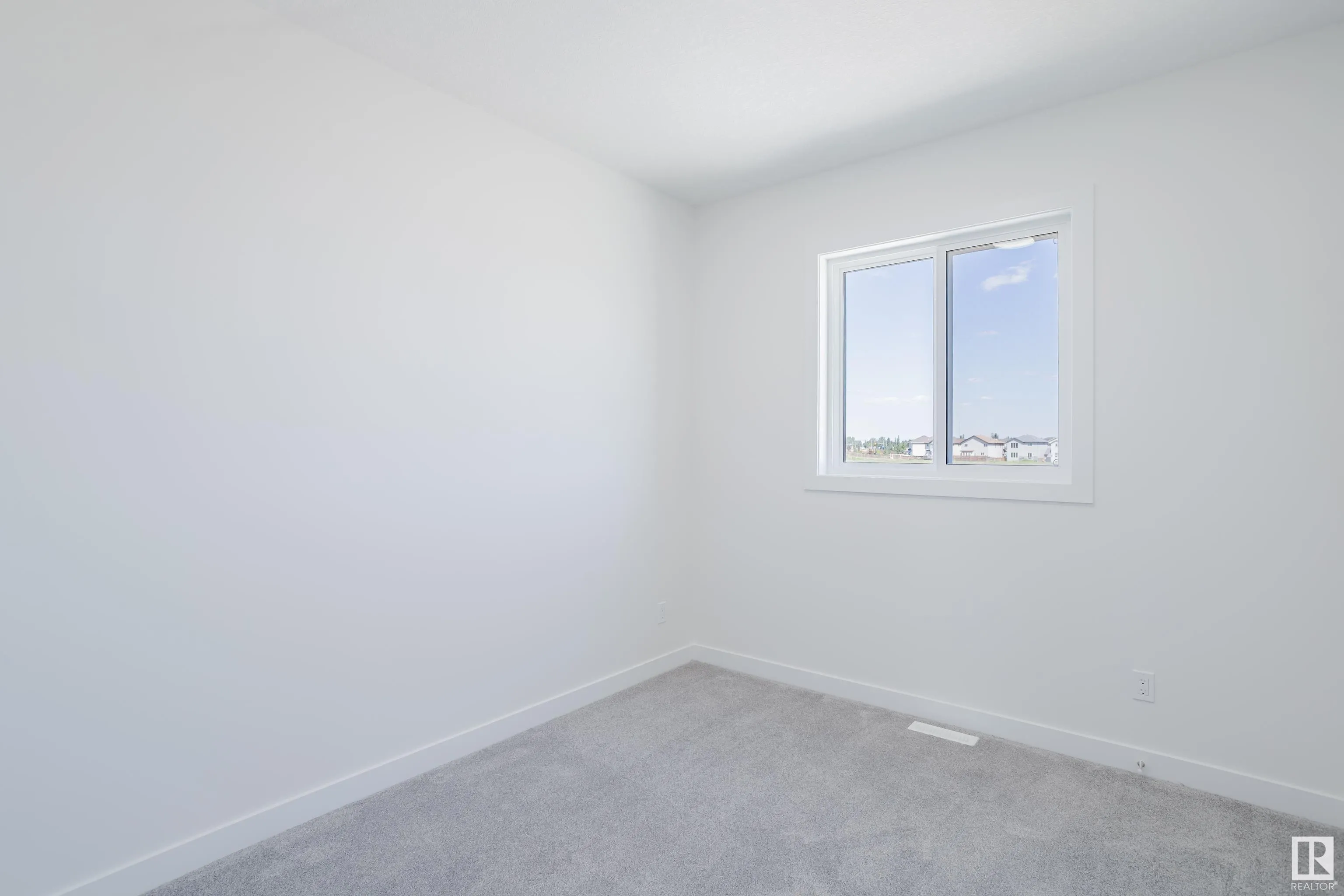 261 Munn Way