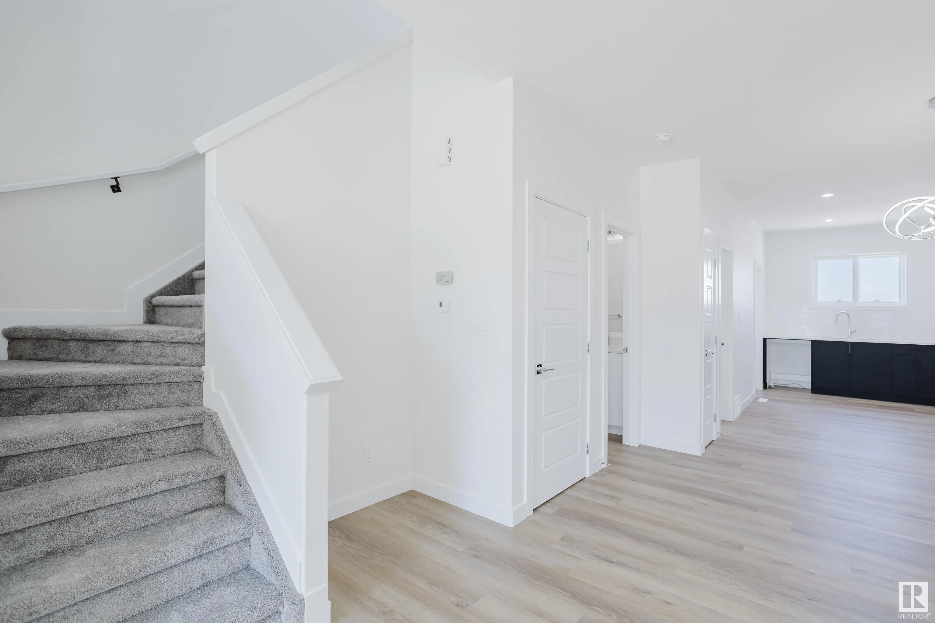 261 Munn Way