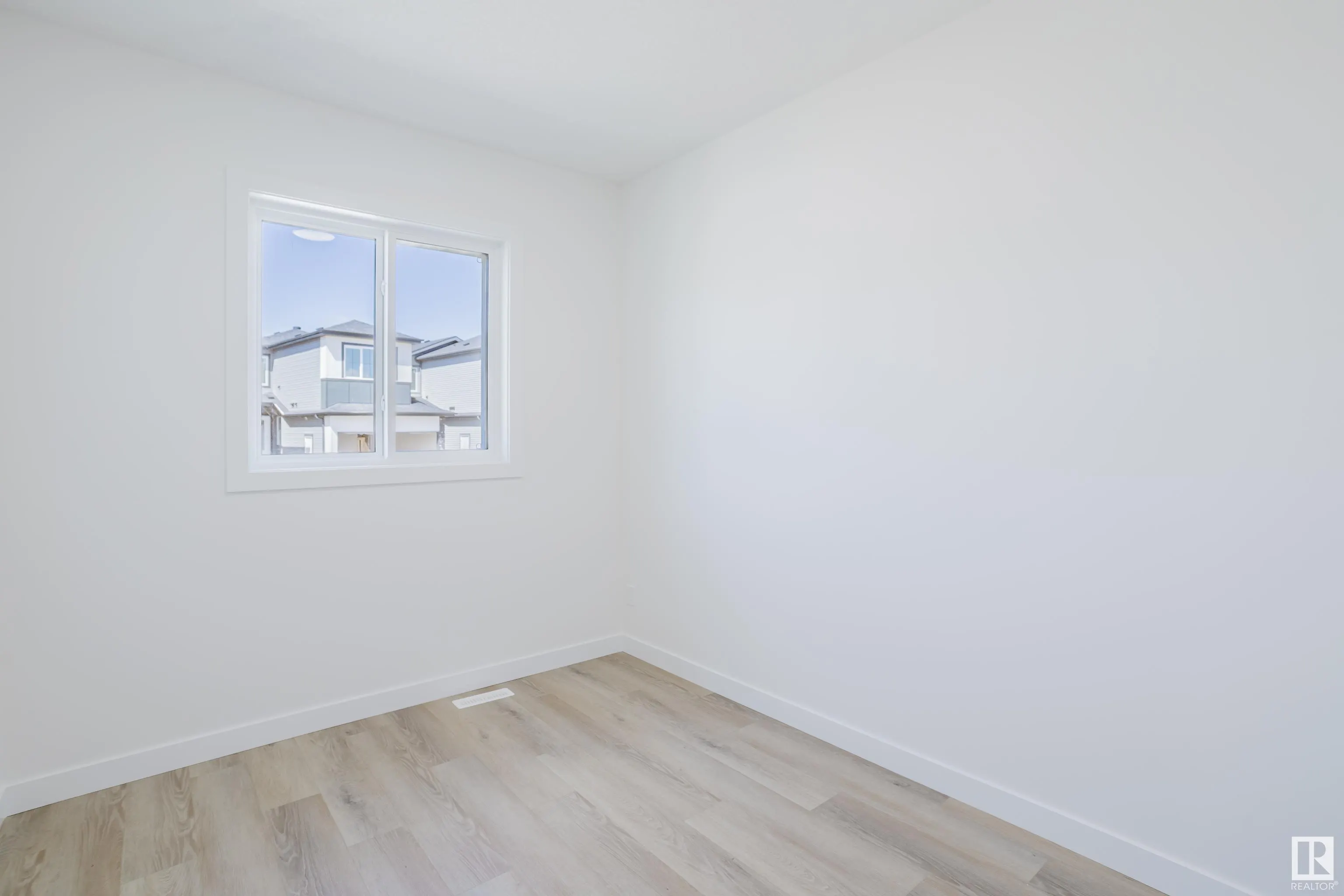 261 Munn Way