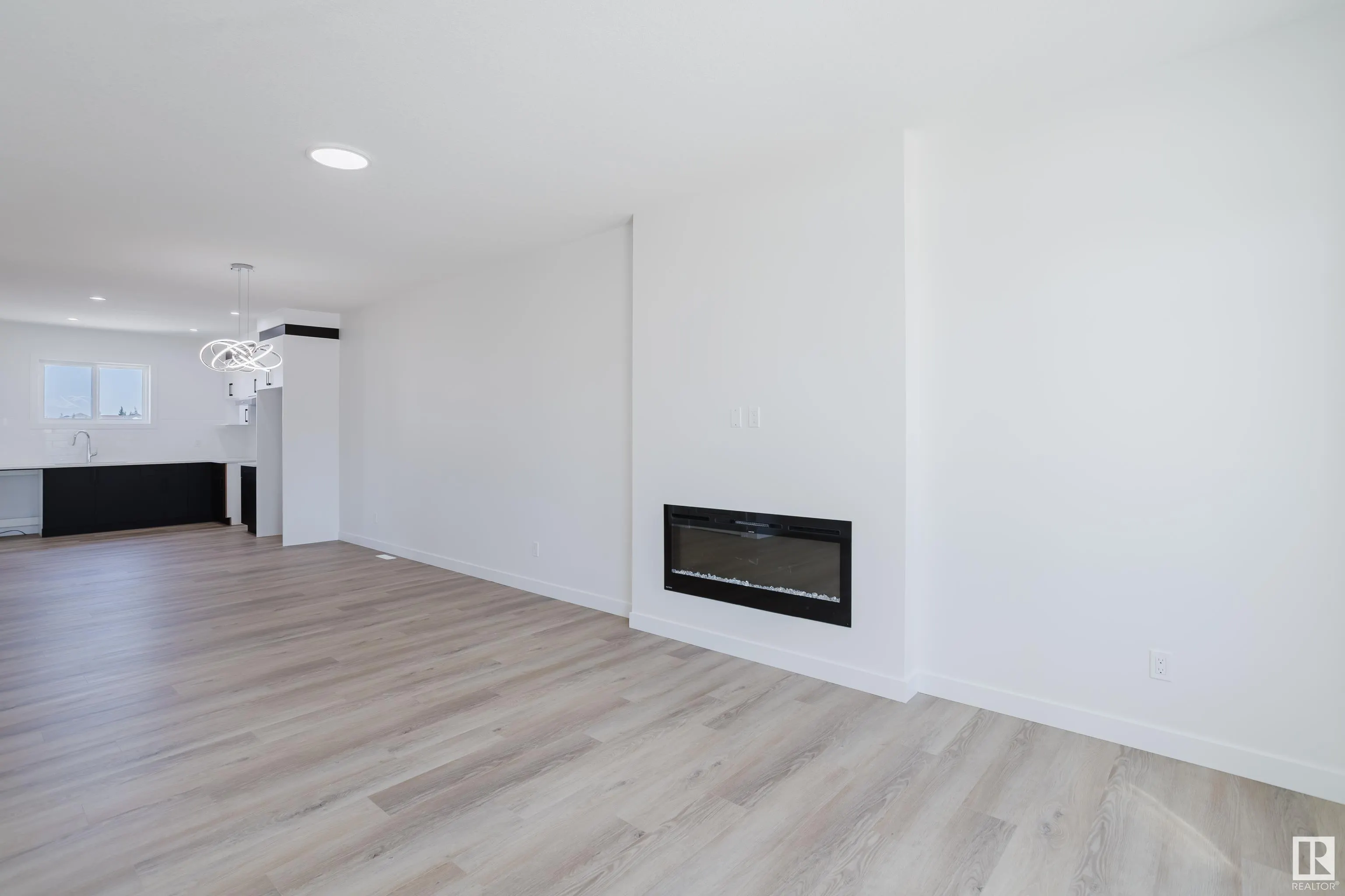 261 Munn Way