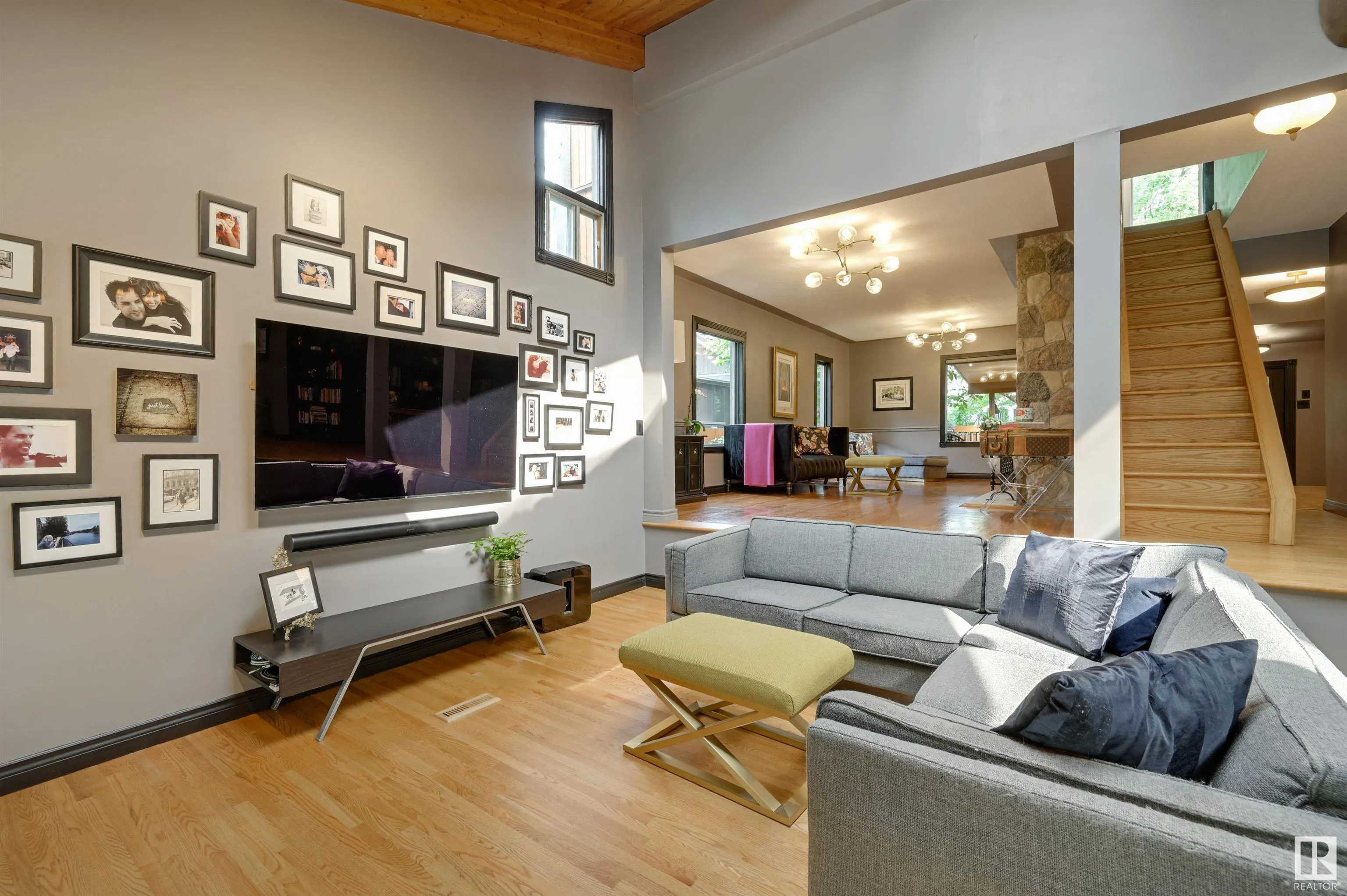 14228 RAVINE Drive