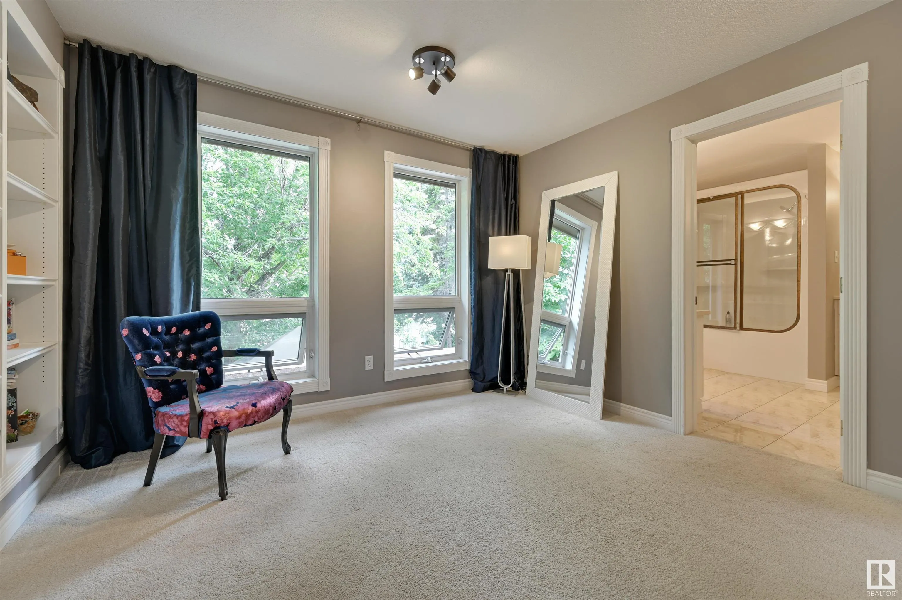 14228 RAVINE Drive