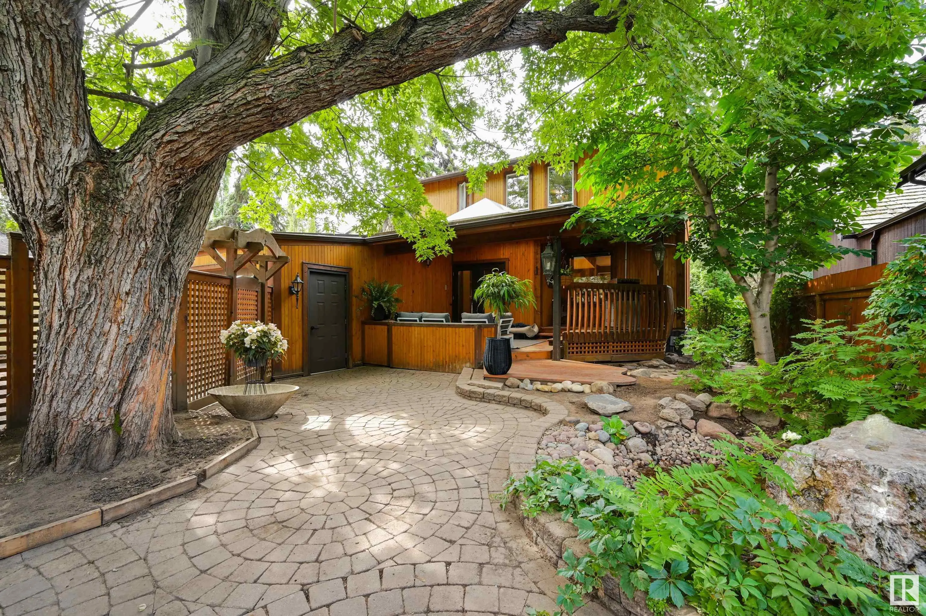 14228 RAVINE Drive