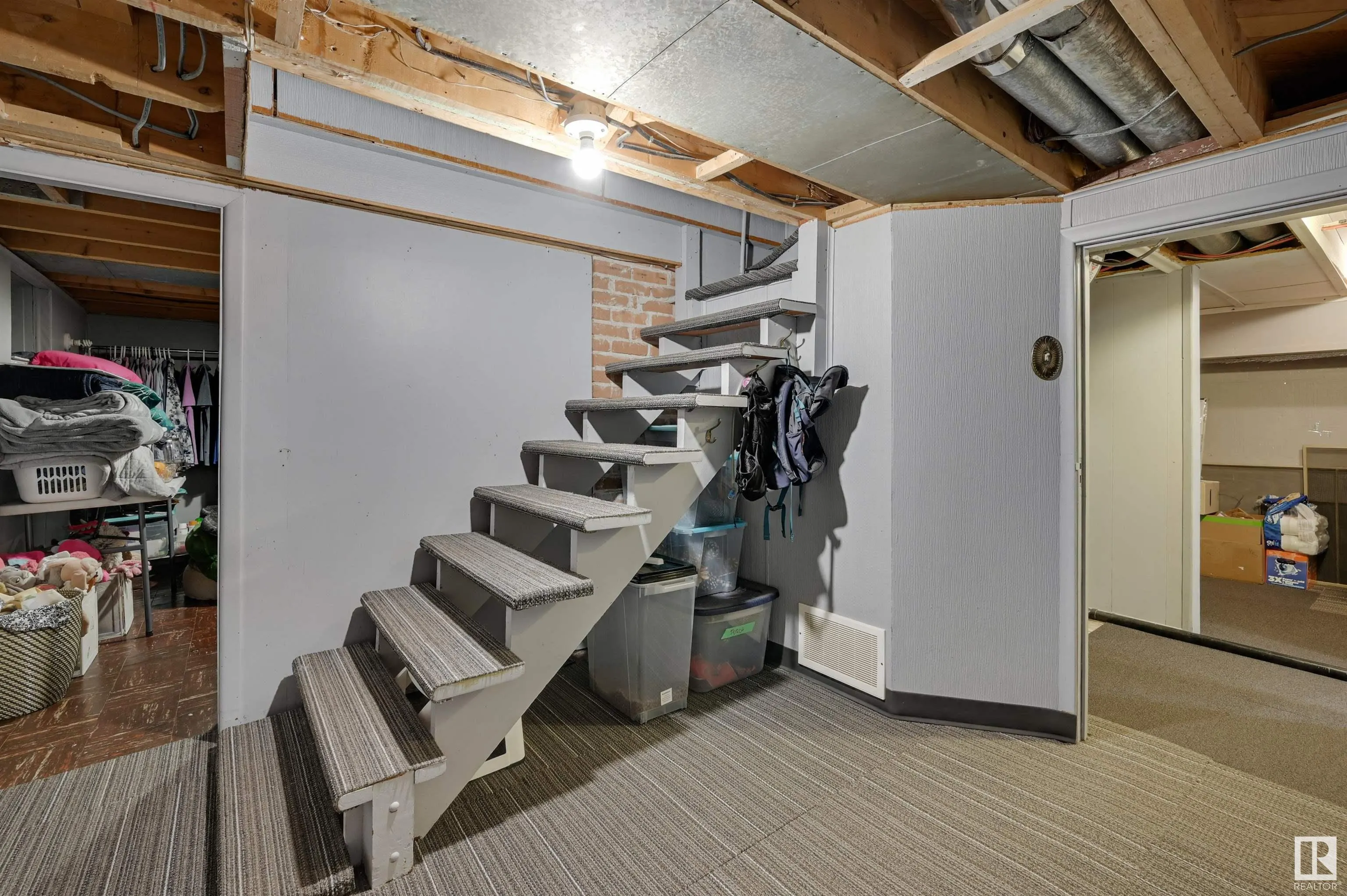 14228 RAVINE Drive