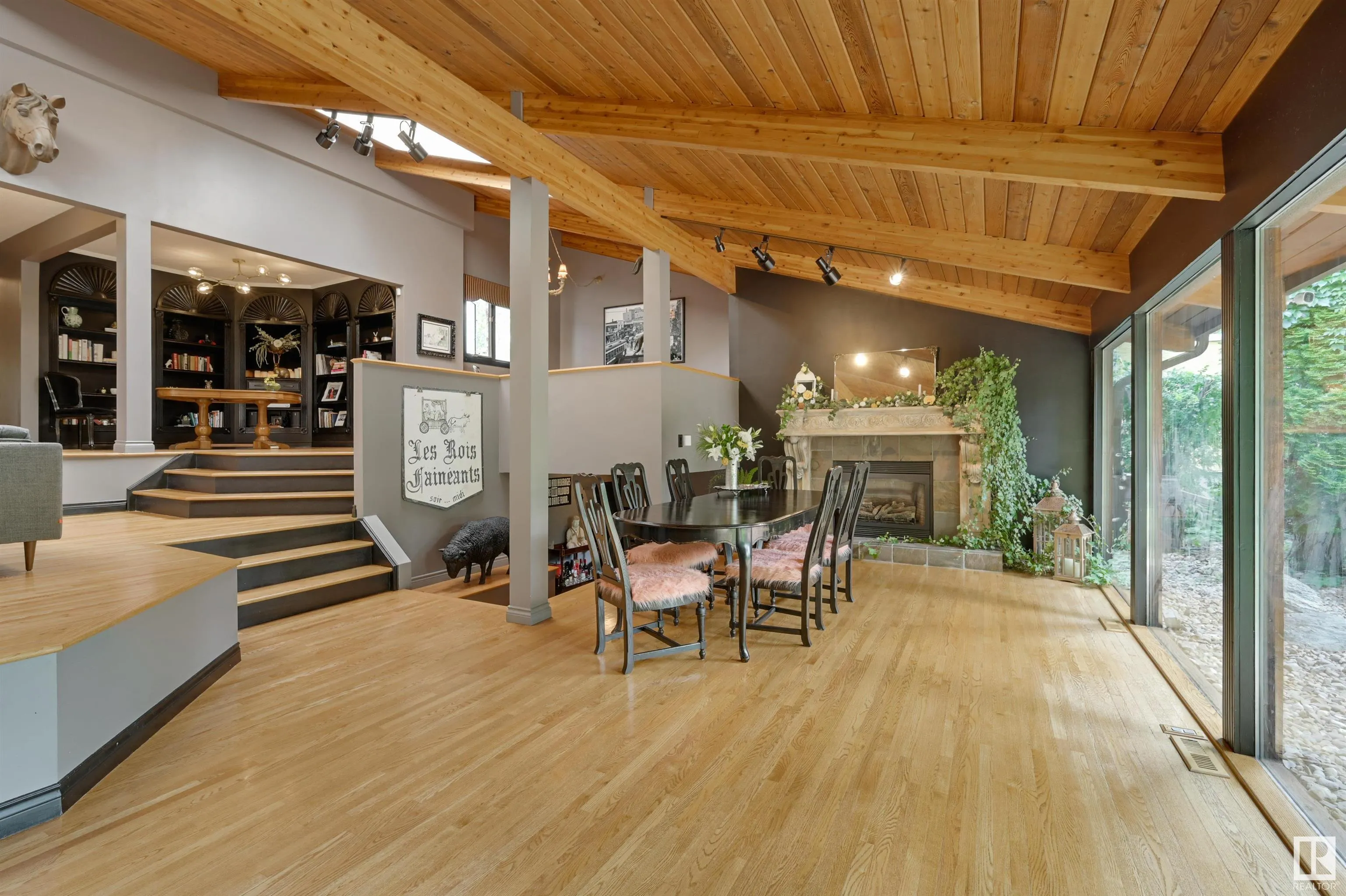 14228 RAVINE Drive