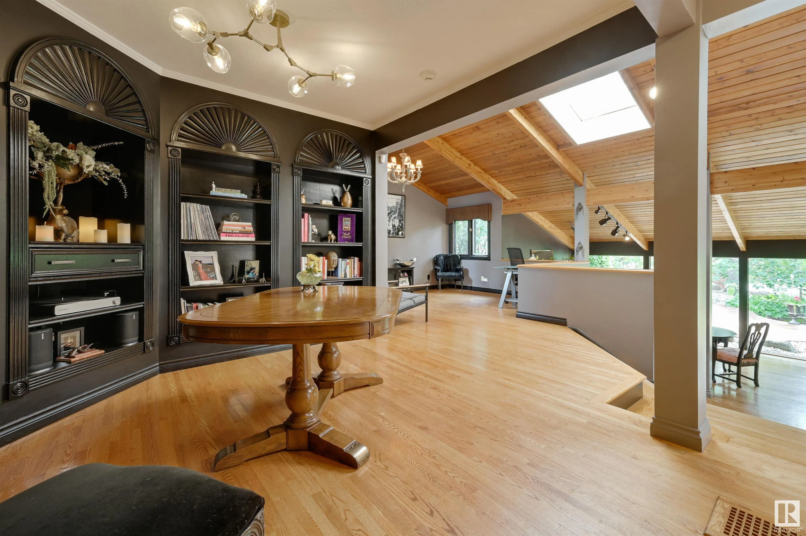 14228 RAVINE Drive