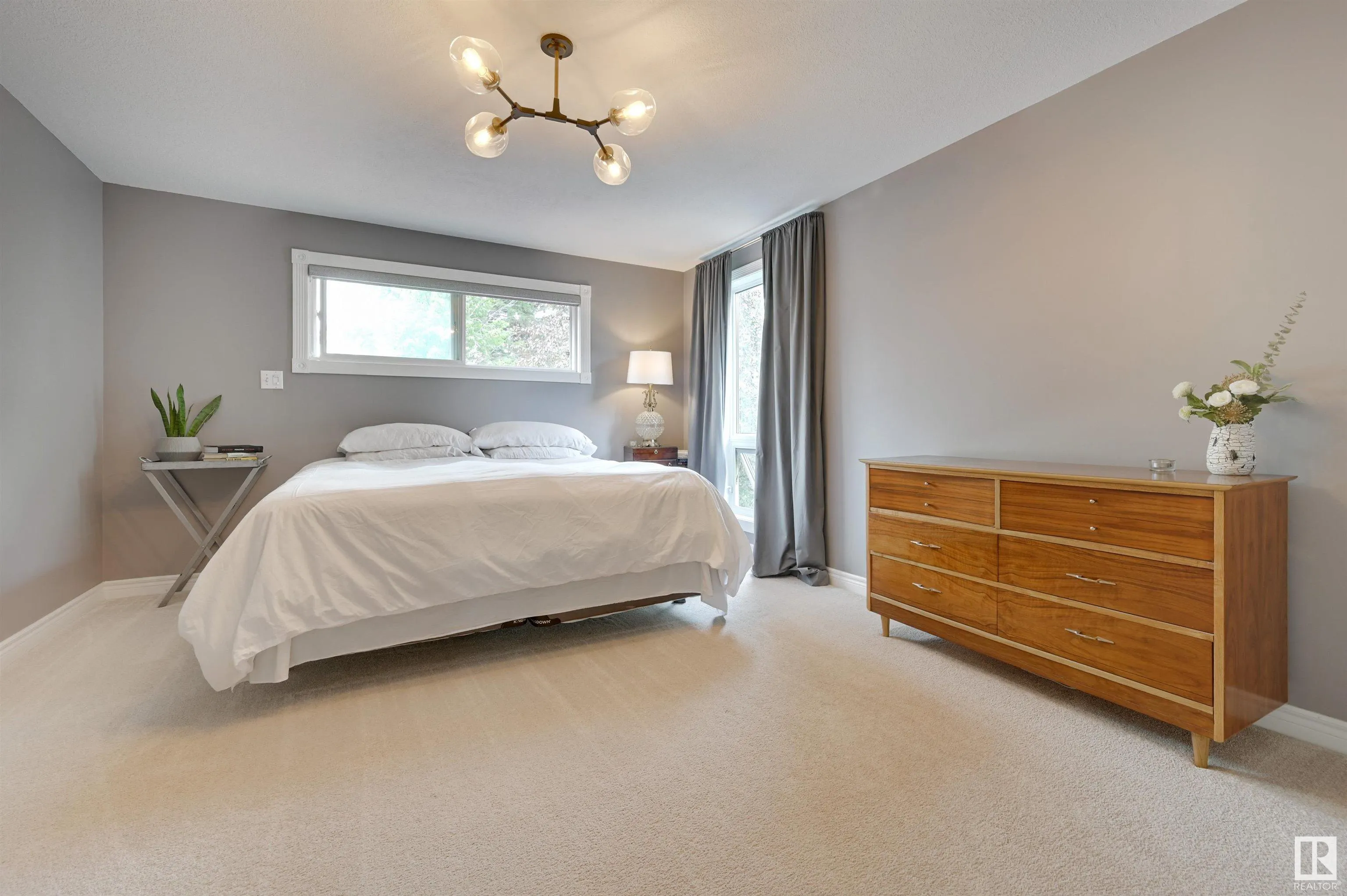 14228 RAVINE Drive