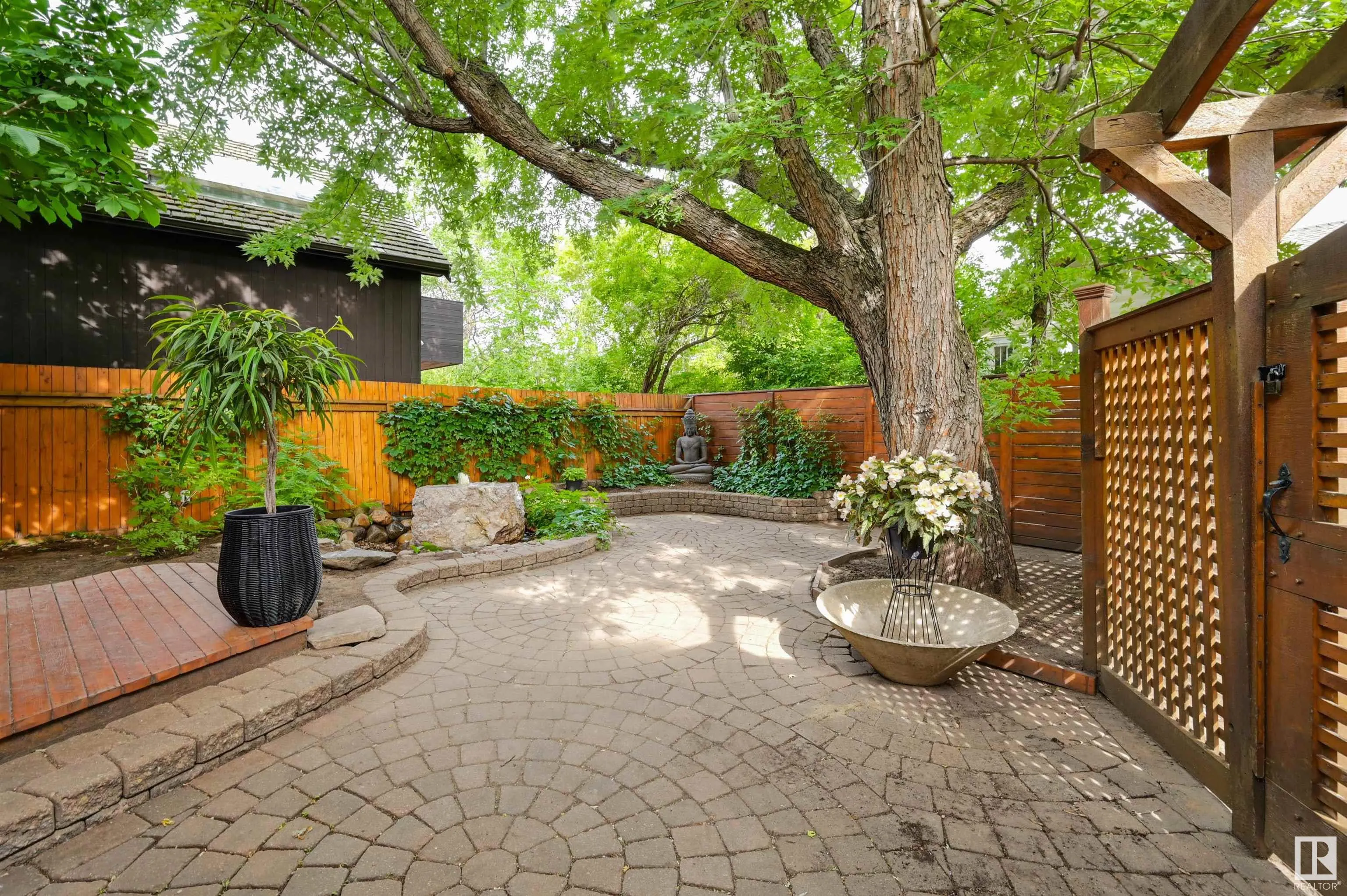 14228 RAVINE Drive