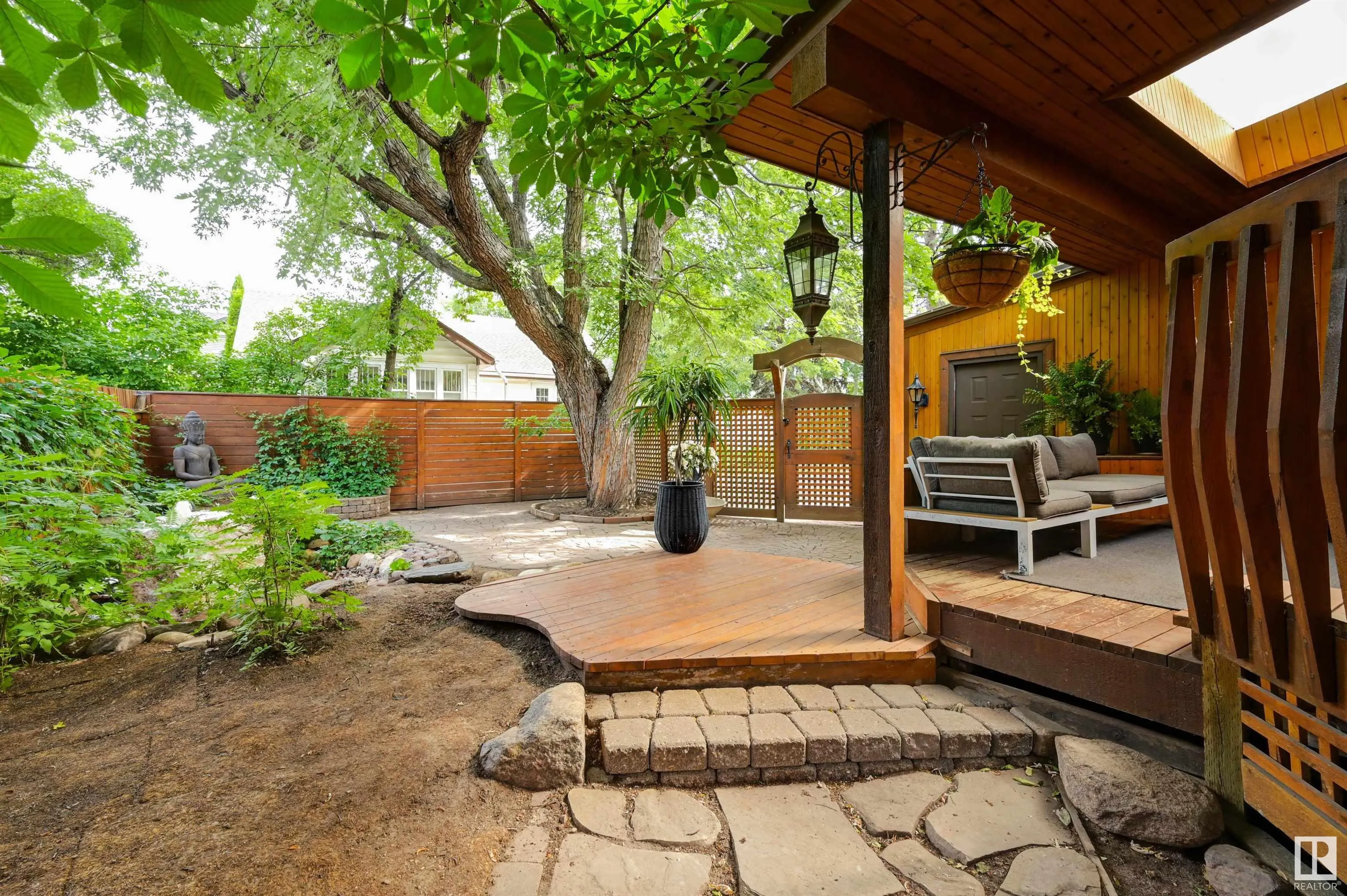 14228 RAVINE Drive