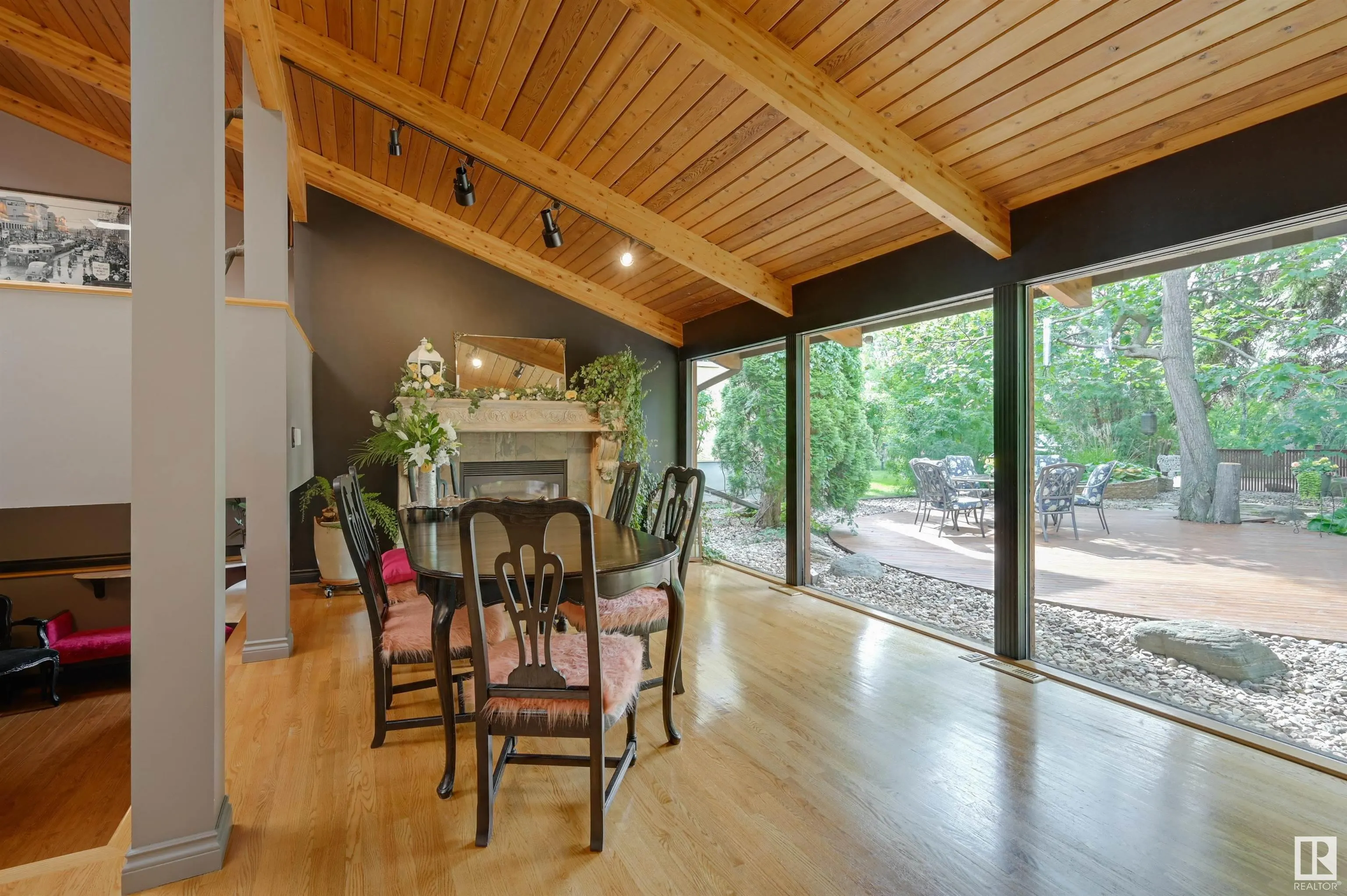 14228 RAVINE Drive