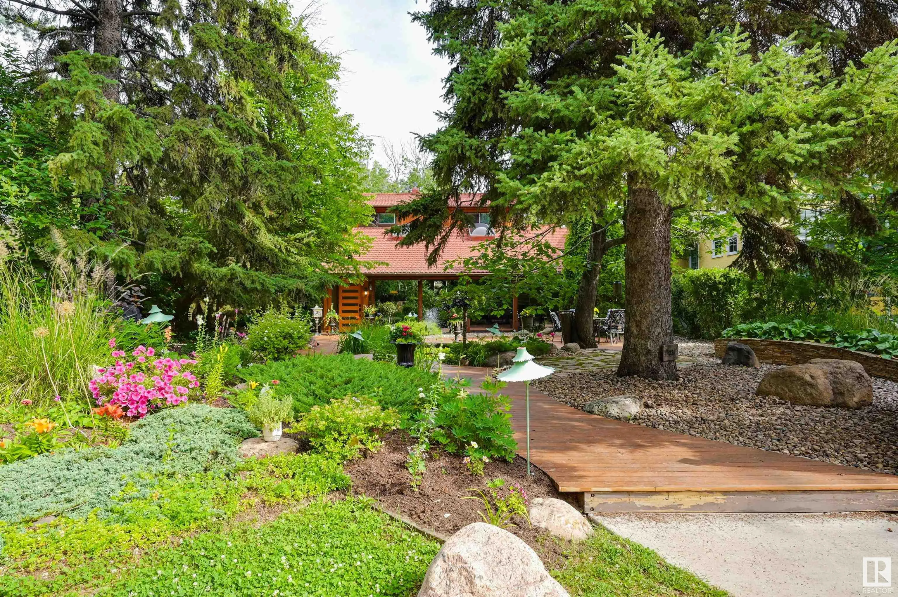 14228 RAVINE Drive