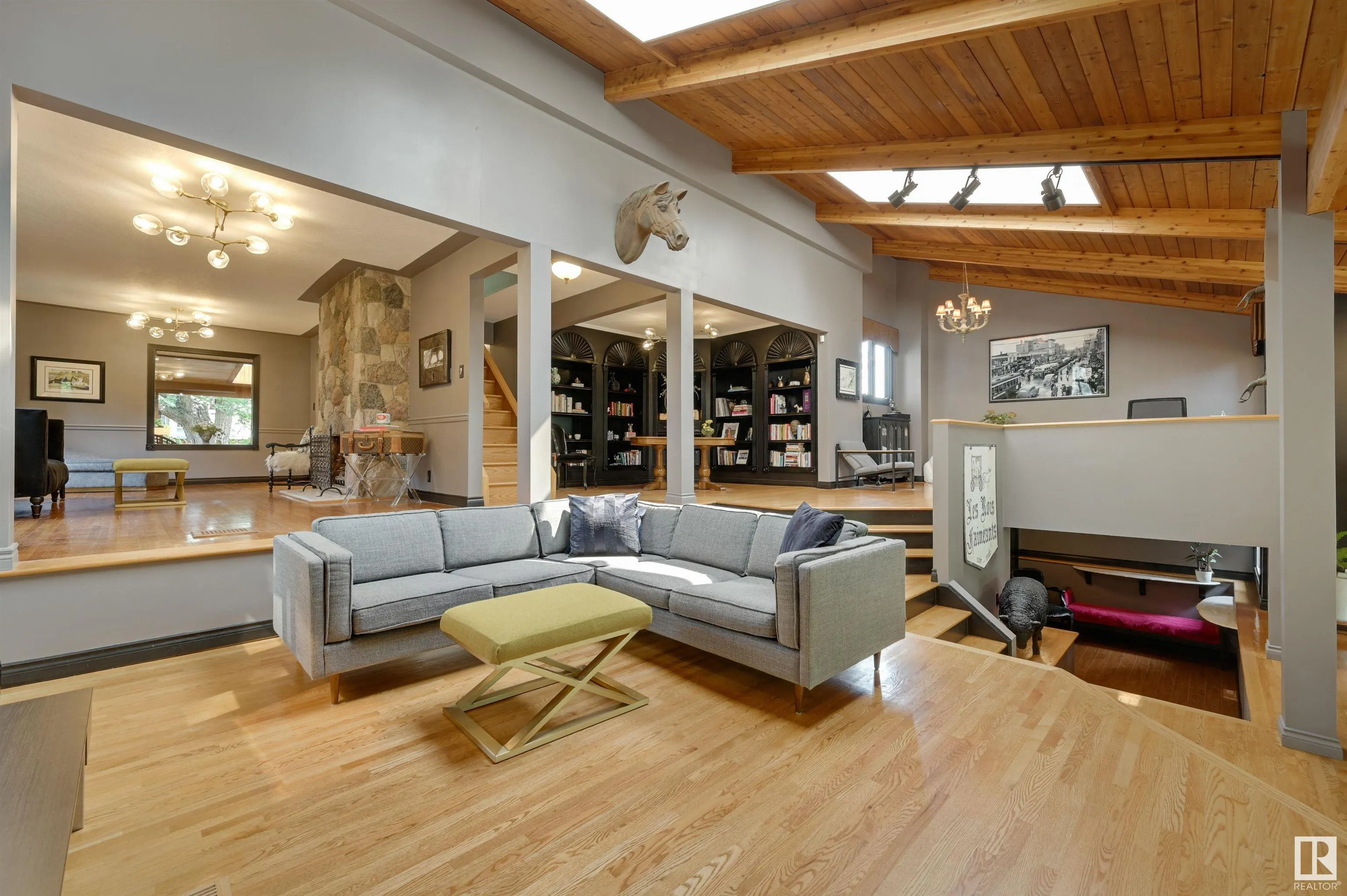 14228 RAVINE Drive
