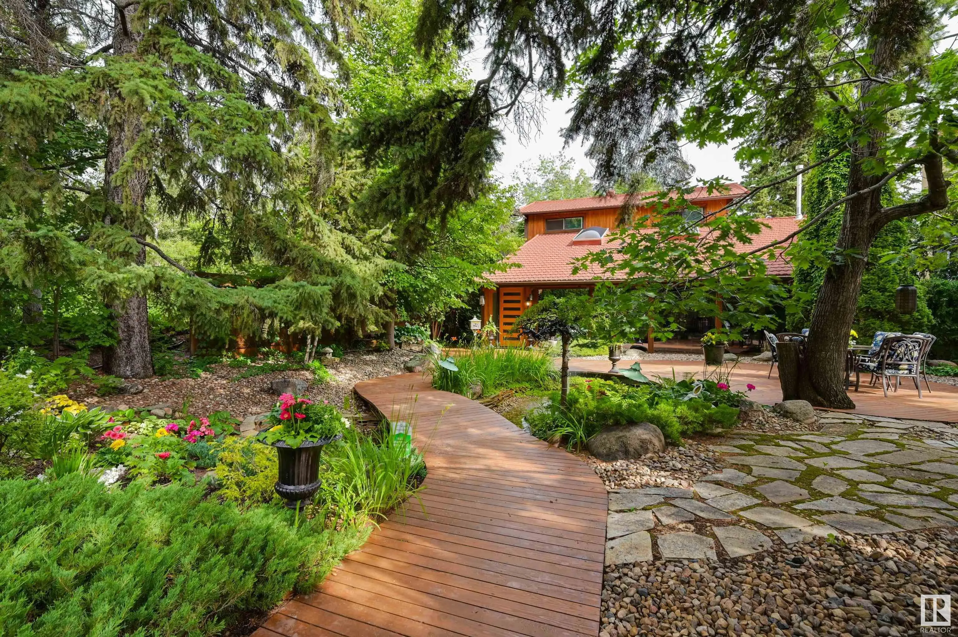 14228 RAVINE Drive