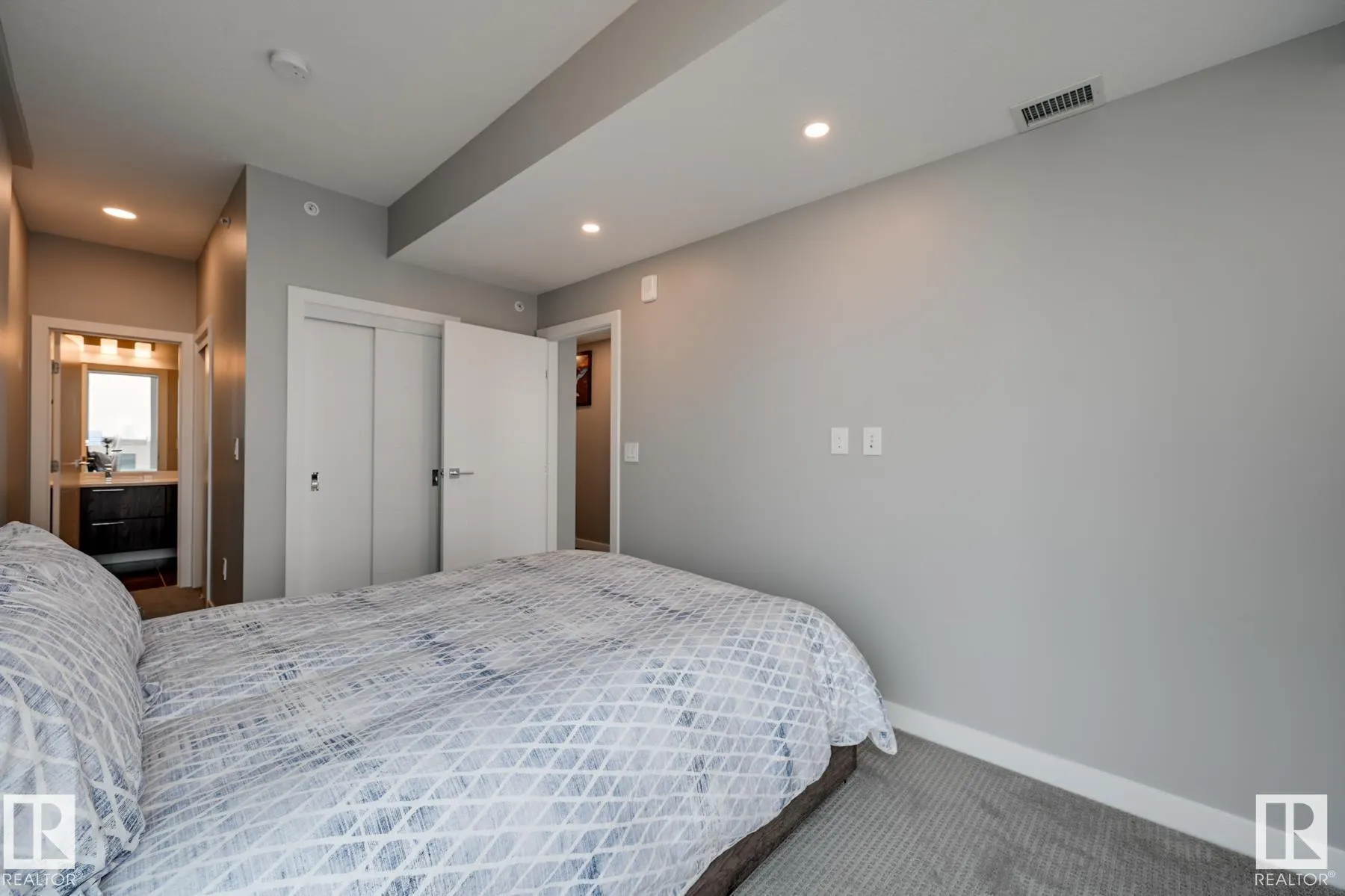 10180 103 Street