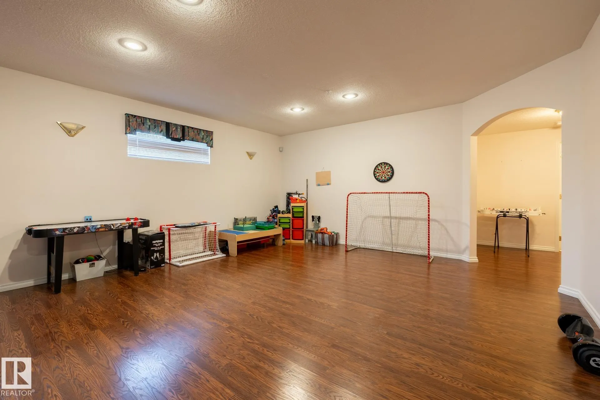 52304 RGE ROAD 233