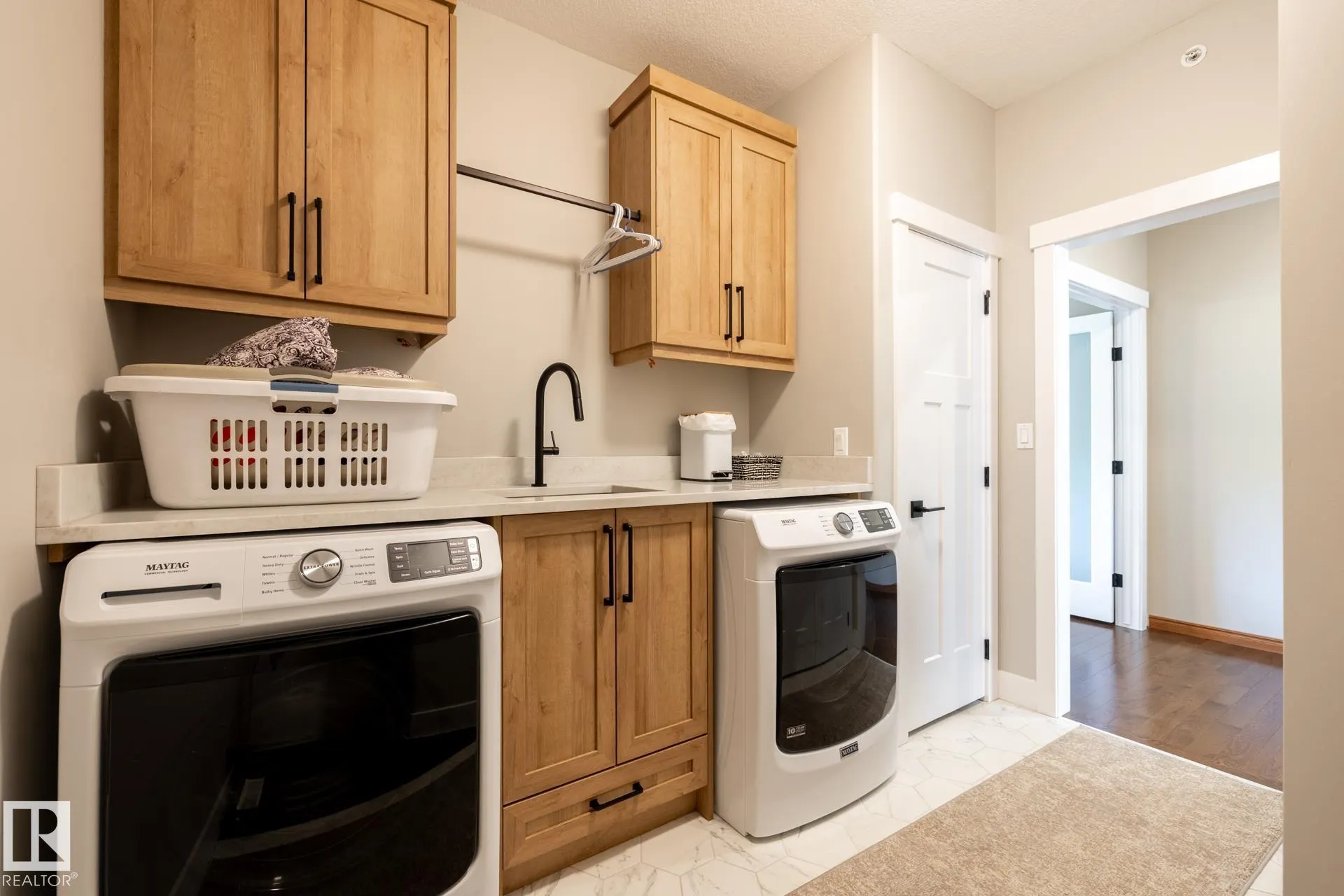 52304 RGE ROAD 233